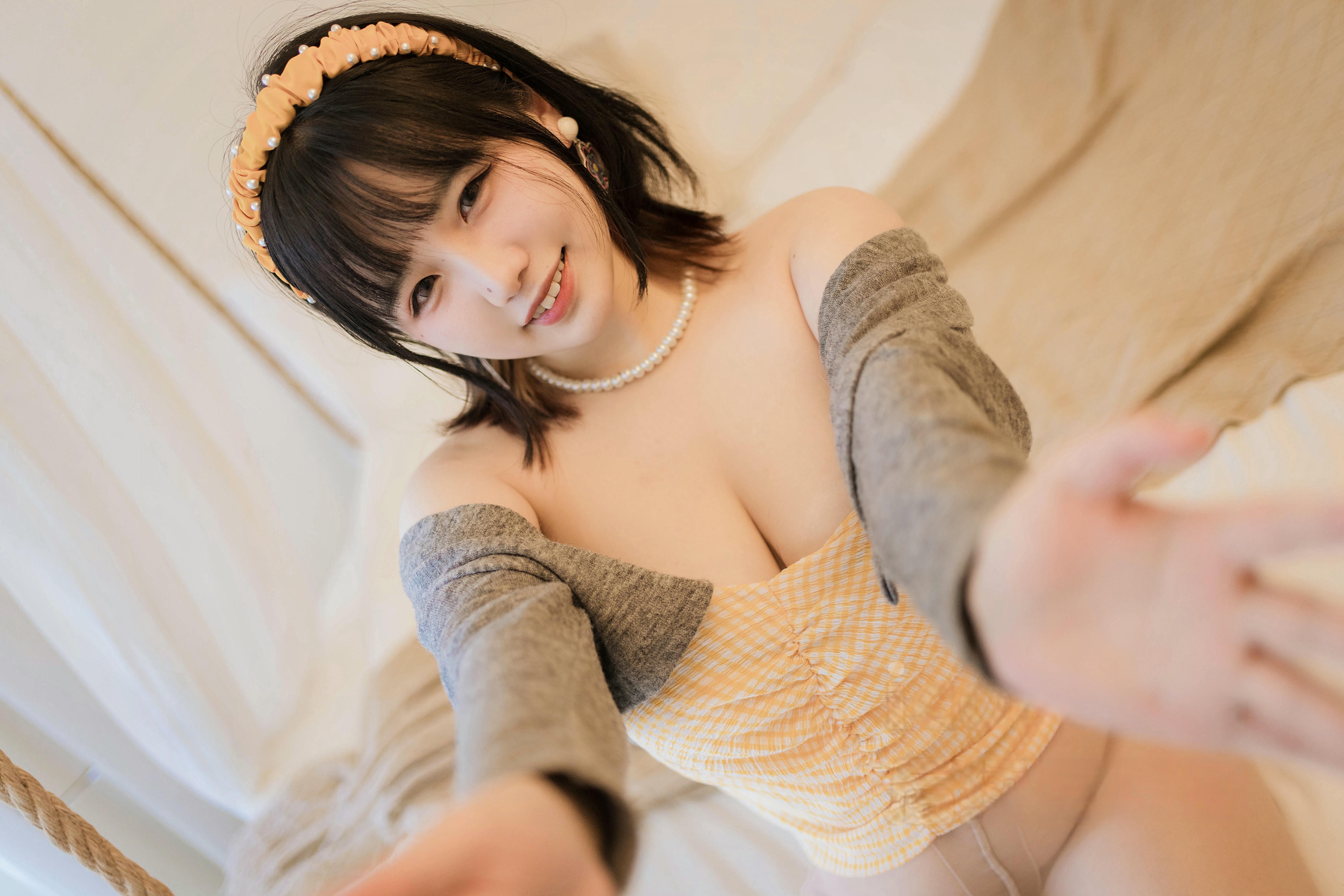 阿半今天很开心 NO.033 黄色抹胸[68P 1V 491M]_第2集