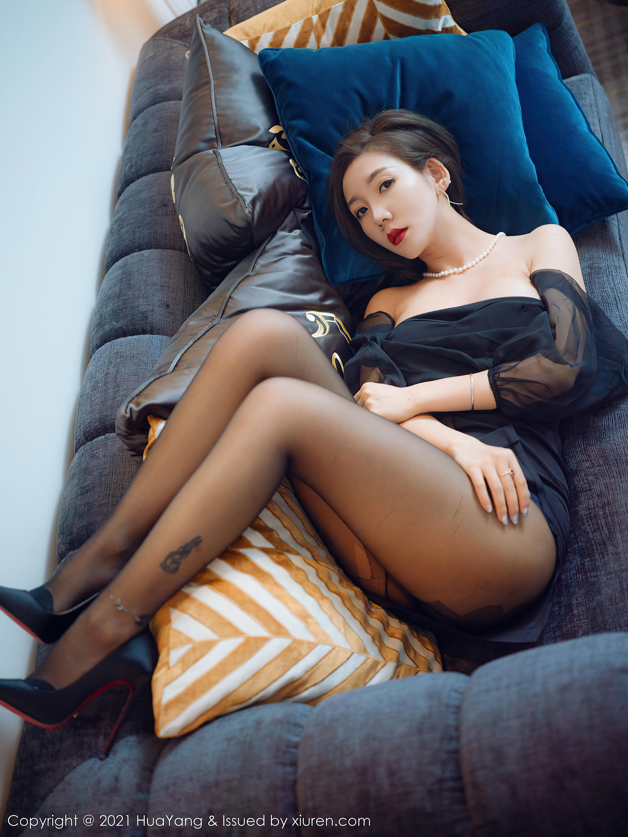 HuaYang花漾 2021.06.01 VOL.409 艾静香[43+1P／494MB]_第1集