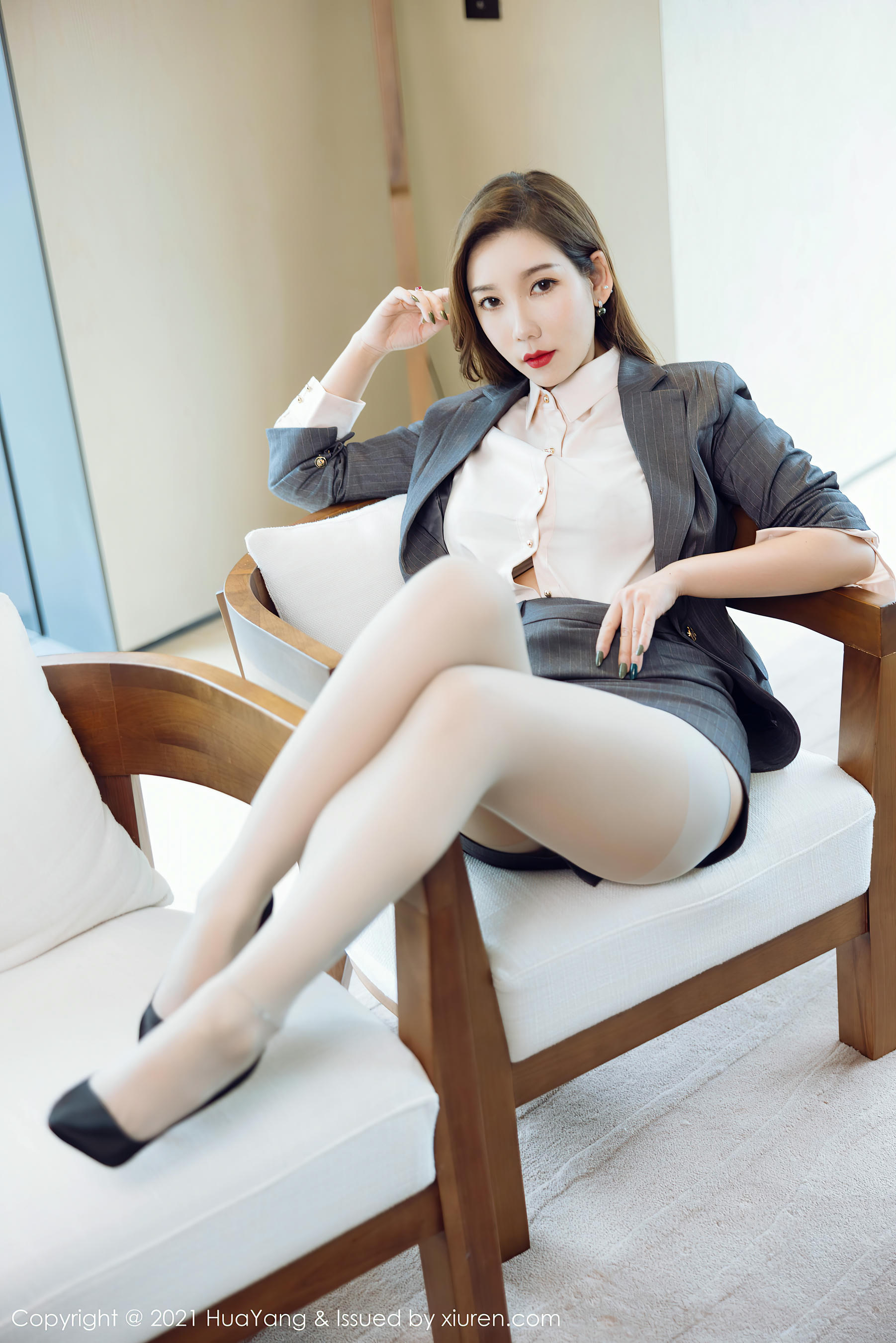 HuaYang花漾 2021.11.29 VOL.470 艾静香[49+1P／472MB]_第1集