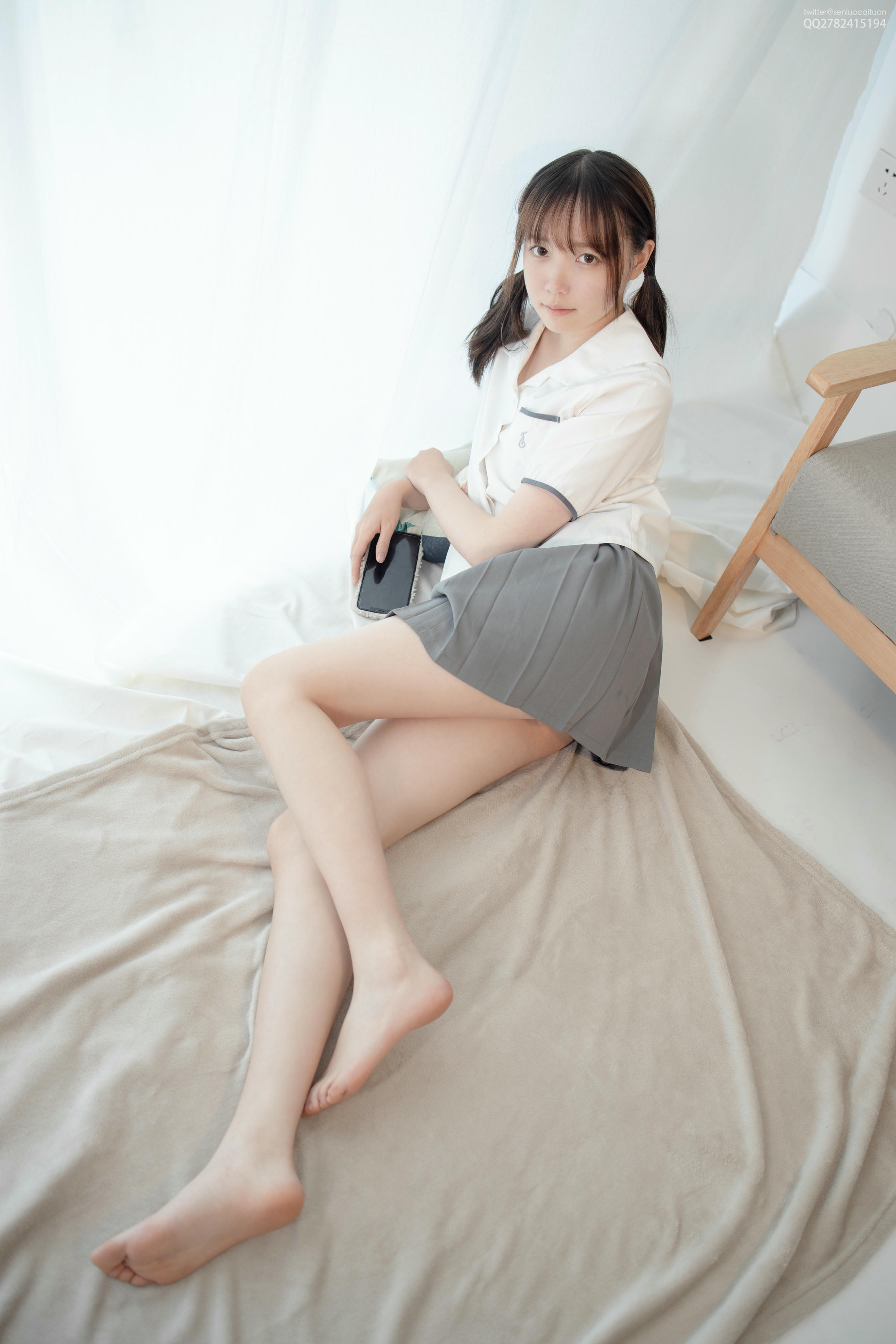 森萝财团 JKFUN-048 Aika 百圆定制1.5-1 JK制服果足 [69P-782M]_第3集