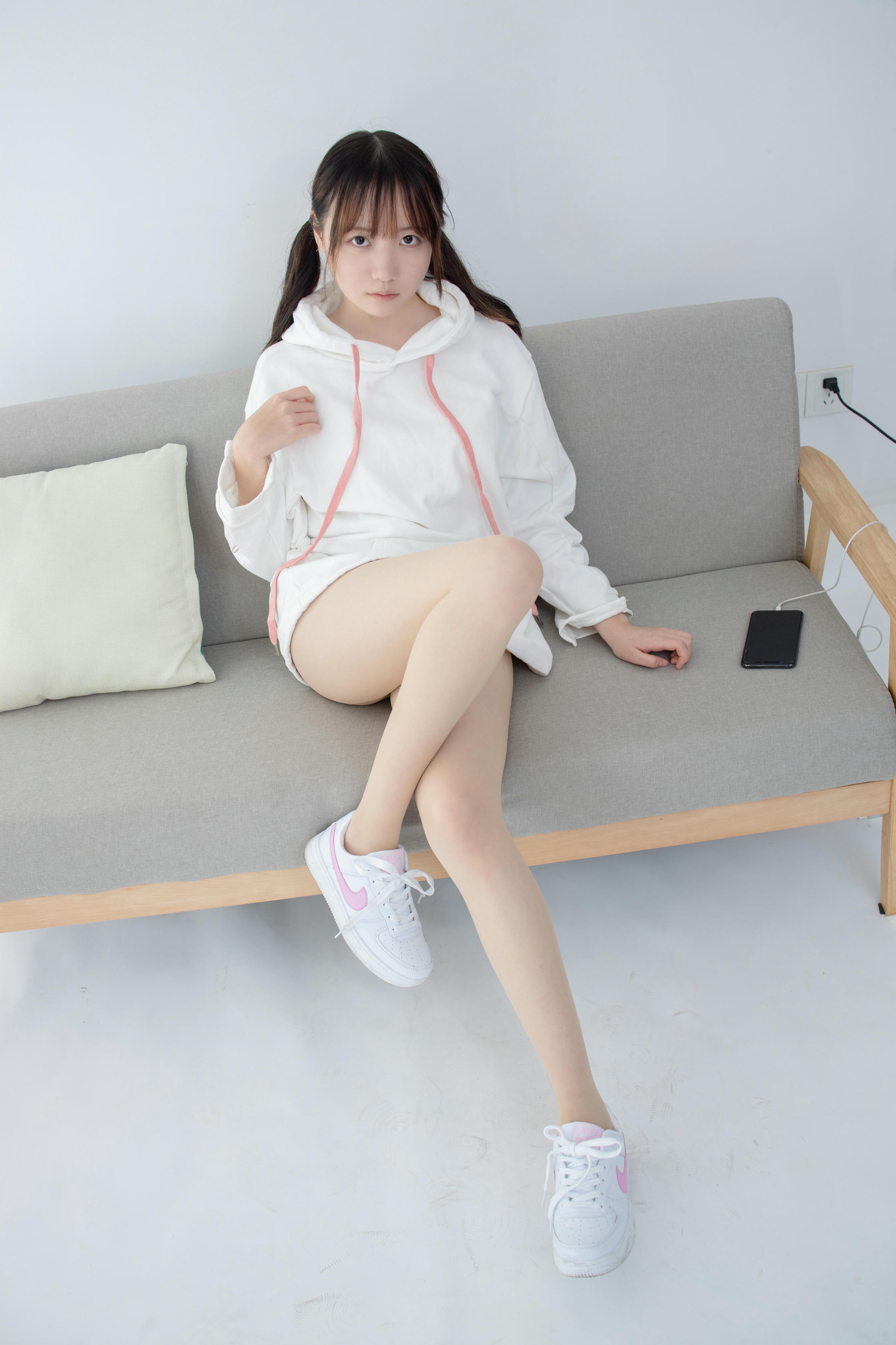 森萝财团 JKFUN-050 Aika 百圆定制2-1 运动鞋13D肉丝 [27P+1V-1.92G]_第1集