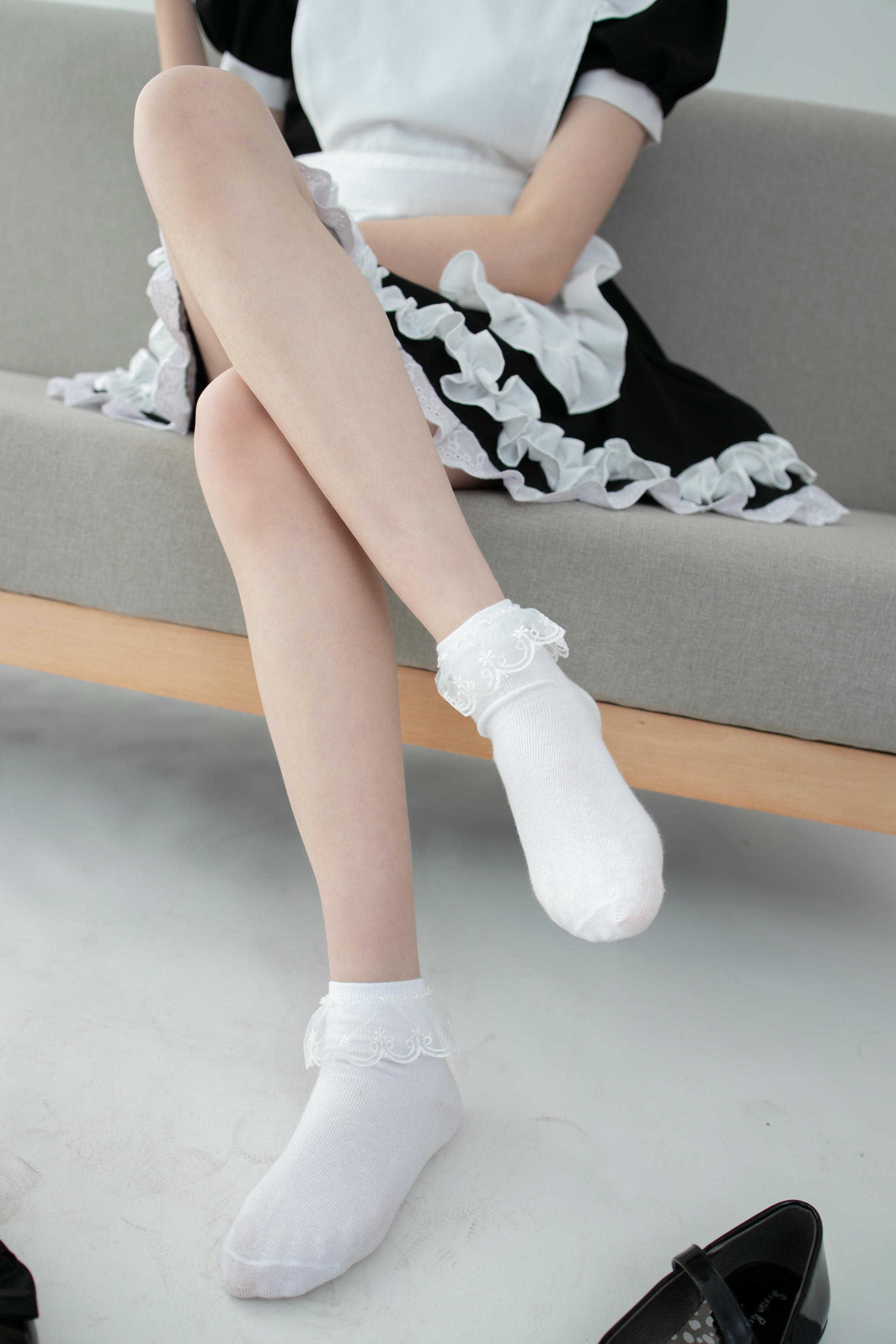 森萝财团 JKFUN-051 Aika 百圆定制2-2 蕾丝花边短袜女仆 [32P+1V-2.06G]_第1集