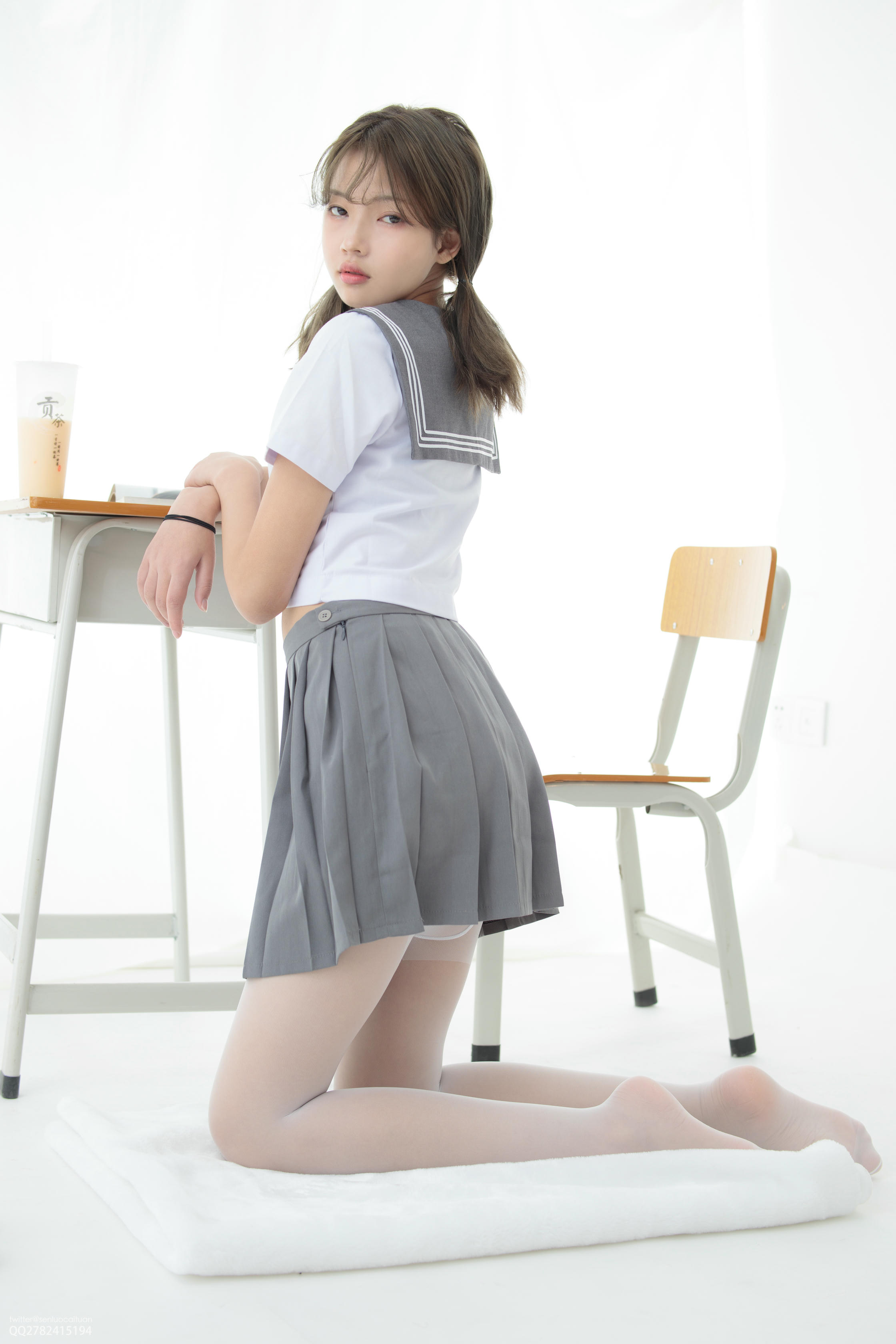 森萝财团 JKFUN-052 默陌+芝士 13D白丝白丝网鞋合辑 [104P／2V3.44G]-JKFUN 白丝网鞋合辑-1_第3集