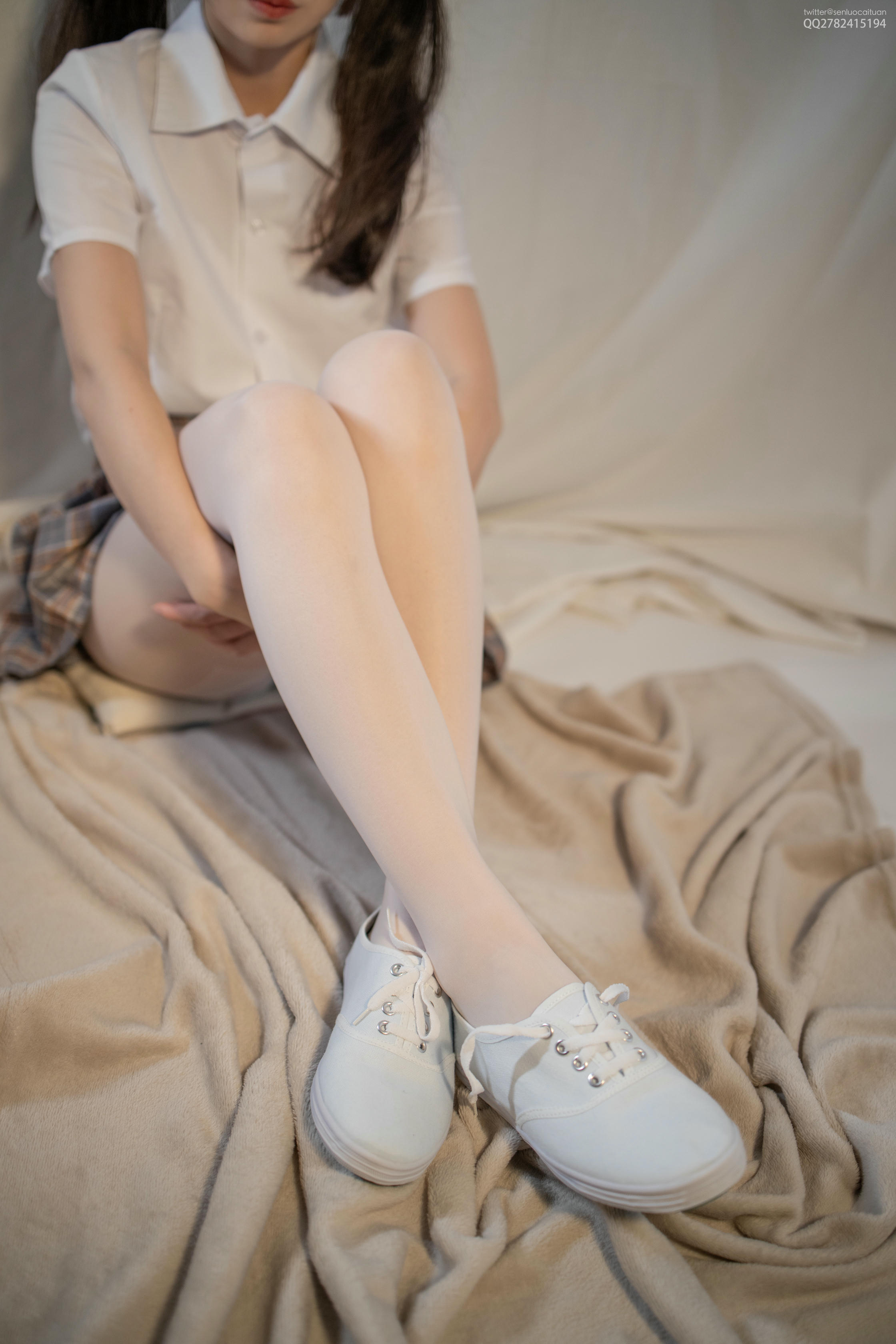 森萝财团 JKFUN-052 默陌+芝士 13D白丝白丝网鞋合辑 [104P／2V3.44G]-JKFUN 白丝网鞋合辑-2_第3集