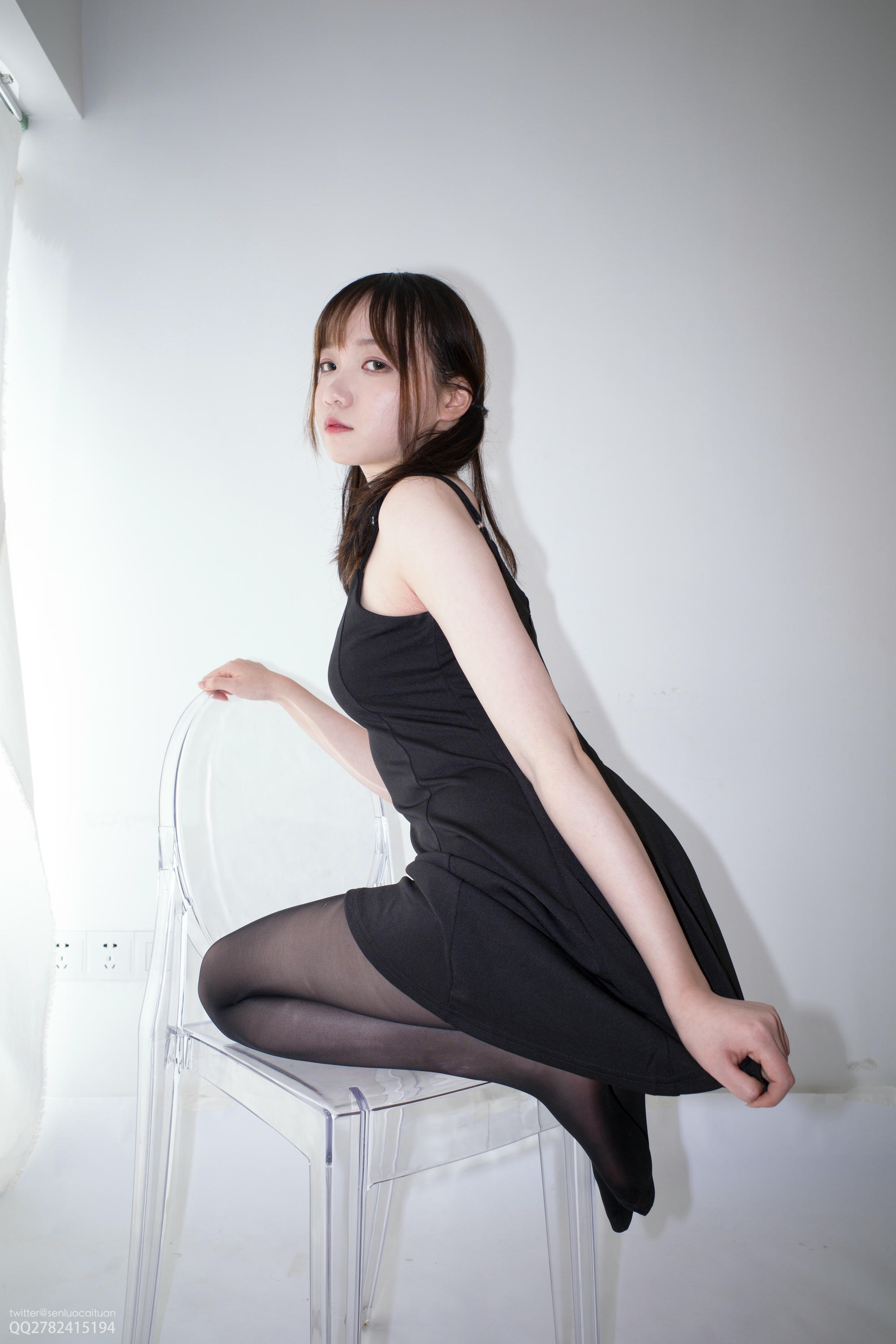 森萝财团 JKFUN-058 Aika 黑涩现实 [117P+1V／2.25GB]_第2集