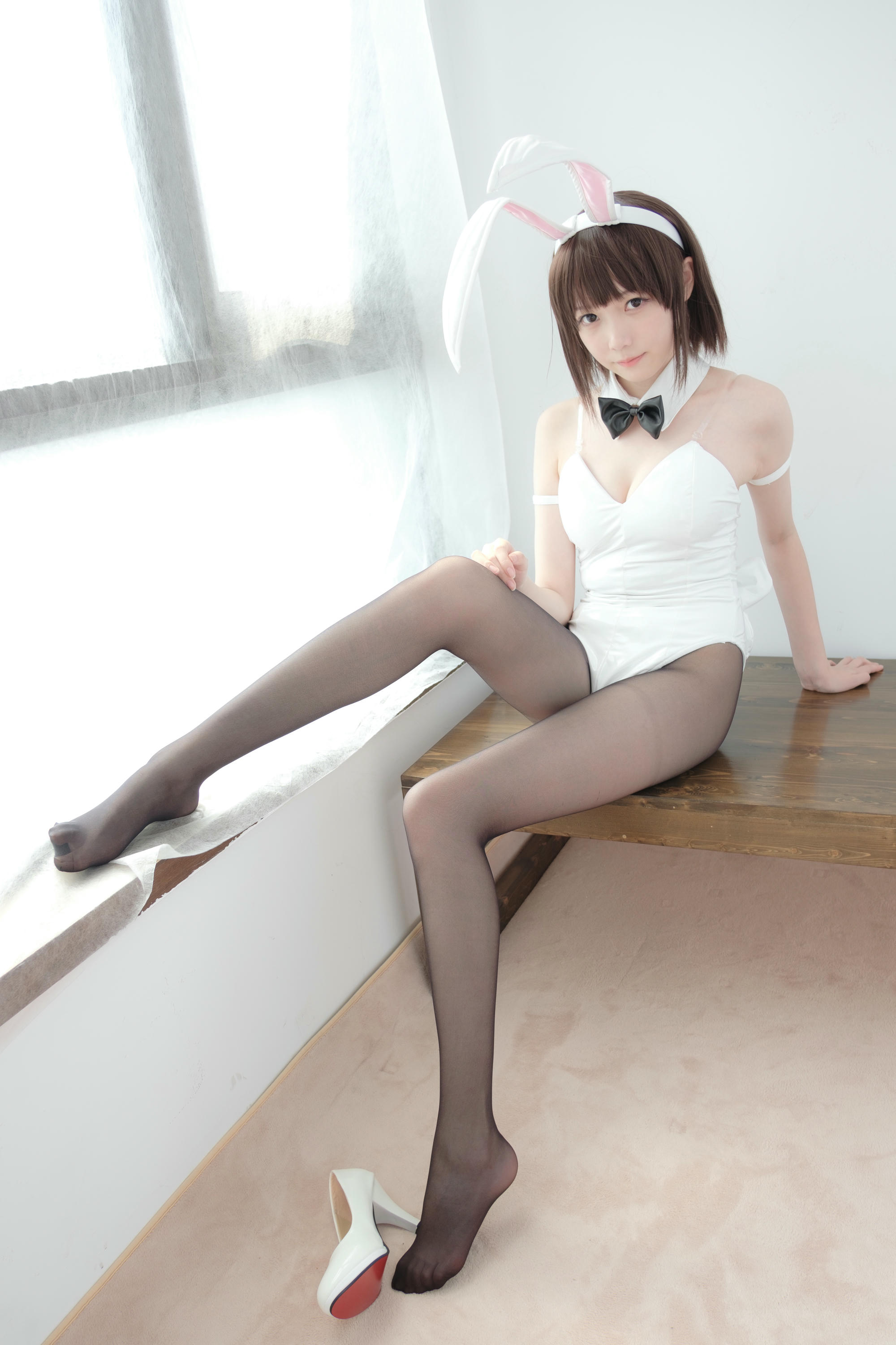 森萝财团 LOVEPLUS-001 黑丝网袜兔女郎 [148P2V-3.22GB]_第7集