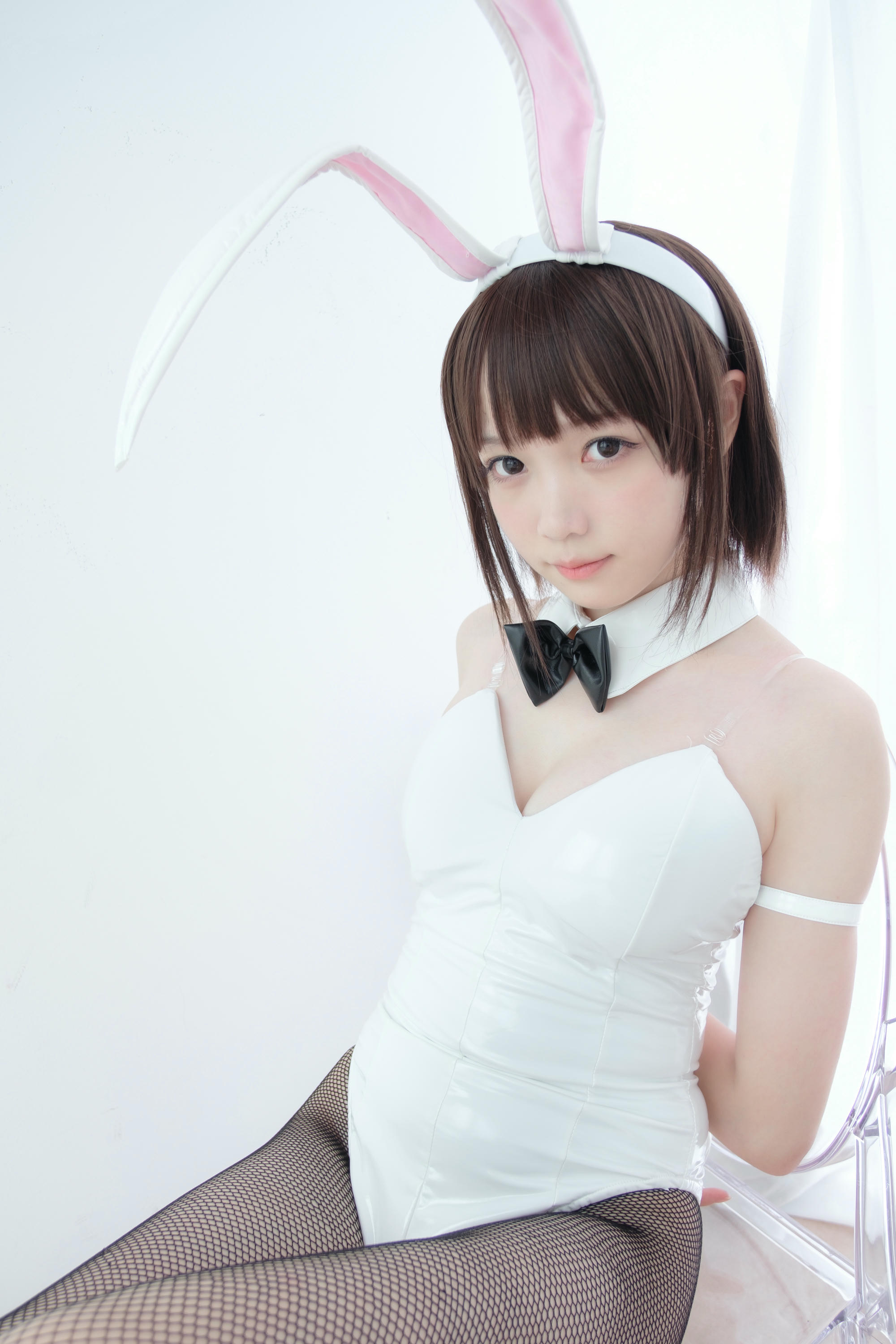 森萝财团 LOVEPLUS-001 黑丝网袜兔女郎 [148P2V-3.22GB]_第1集