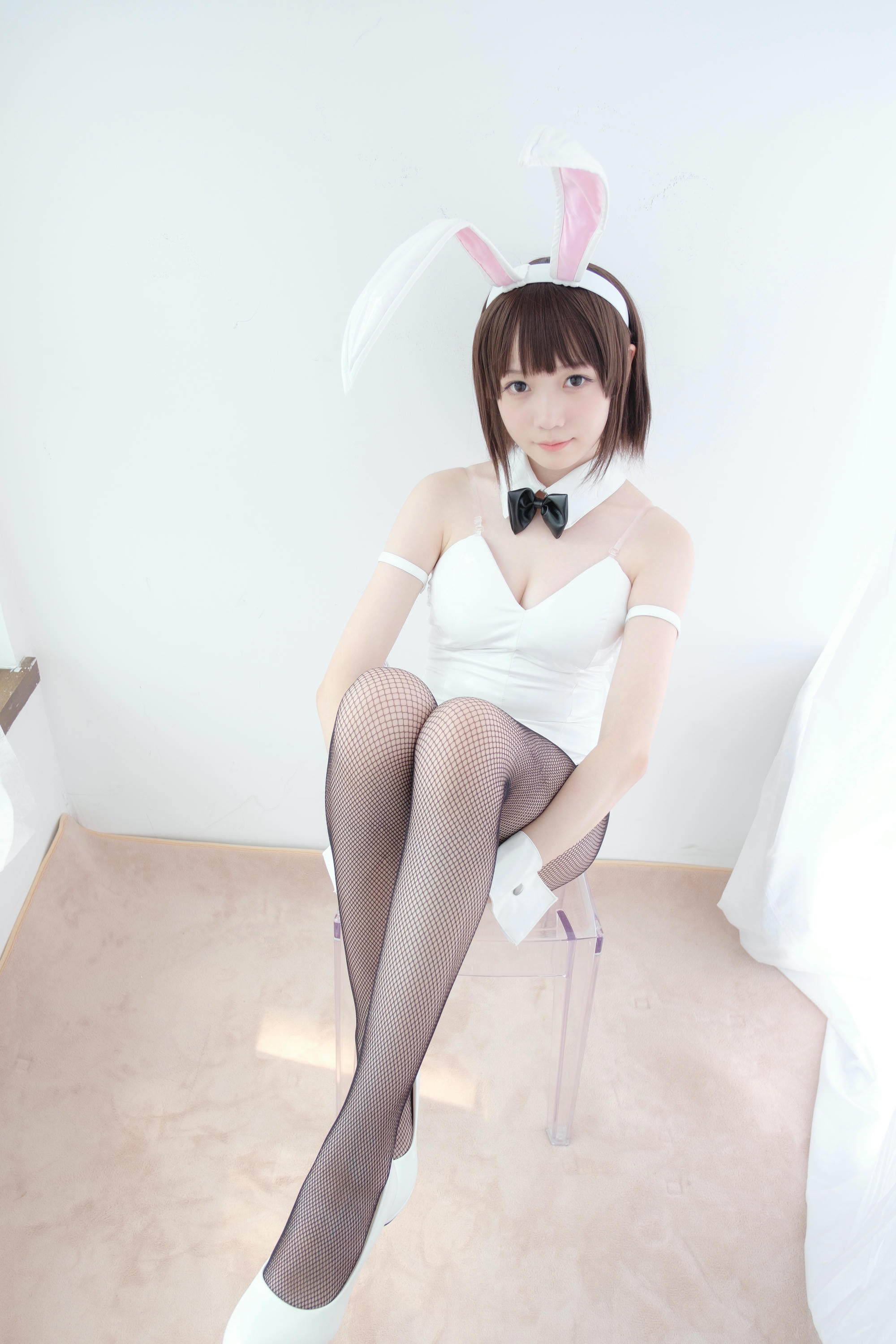森萝财团 LOVEPLUS-001 黑丝网袜兔女郎 [148P2V-3.22GB]_第3集