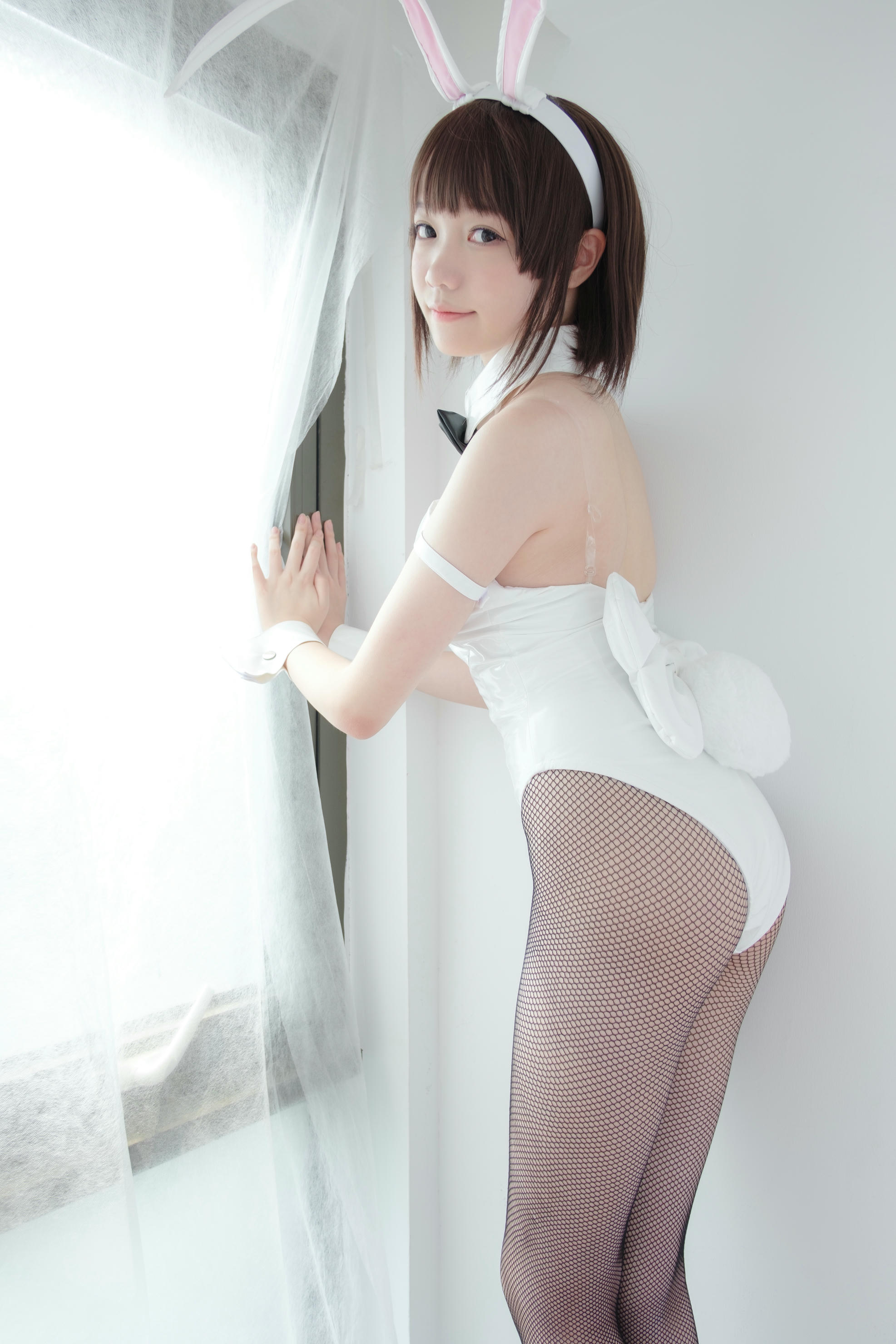森萝财团 LOVEPLUS-001 黑丝网袜兔女郎 [148P2V-3.22GB]_第4集