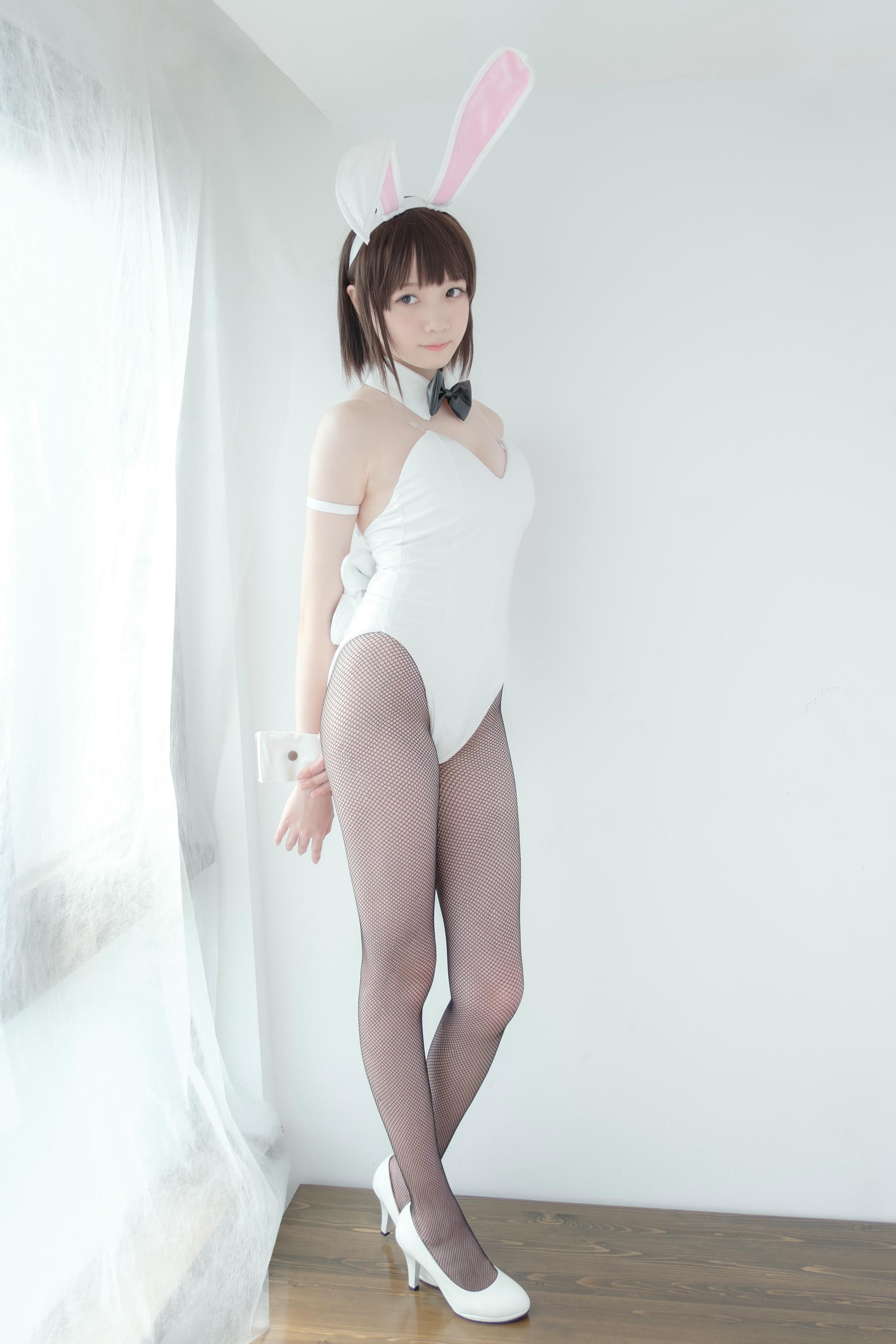 森萝财团 LOVEPLUS-001 黑丝网袜兔女郎 [148P2V-3.22GB]_第5集