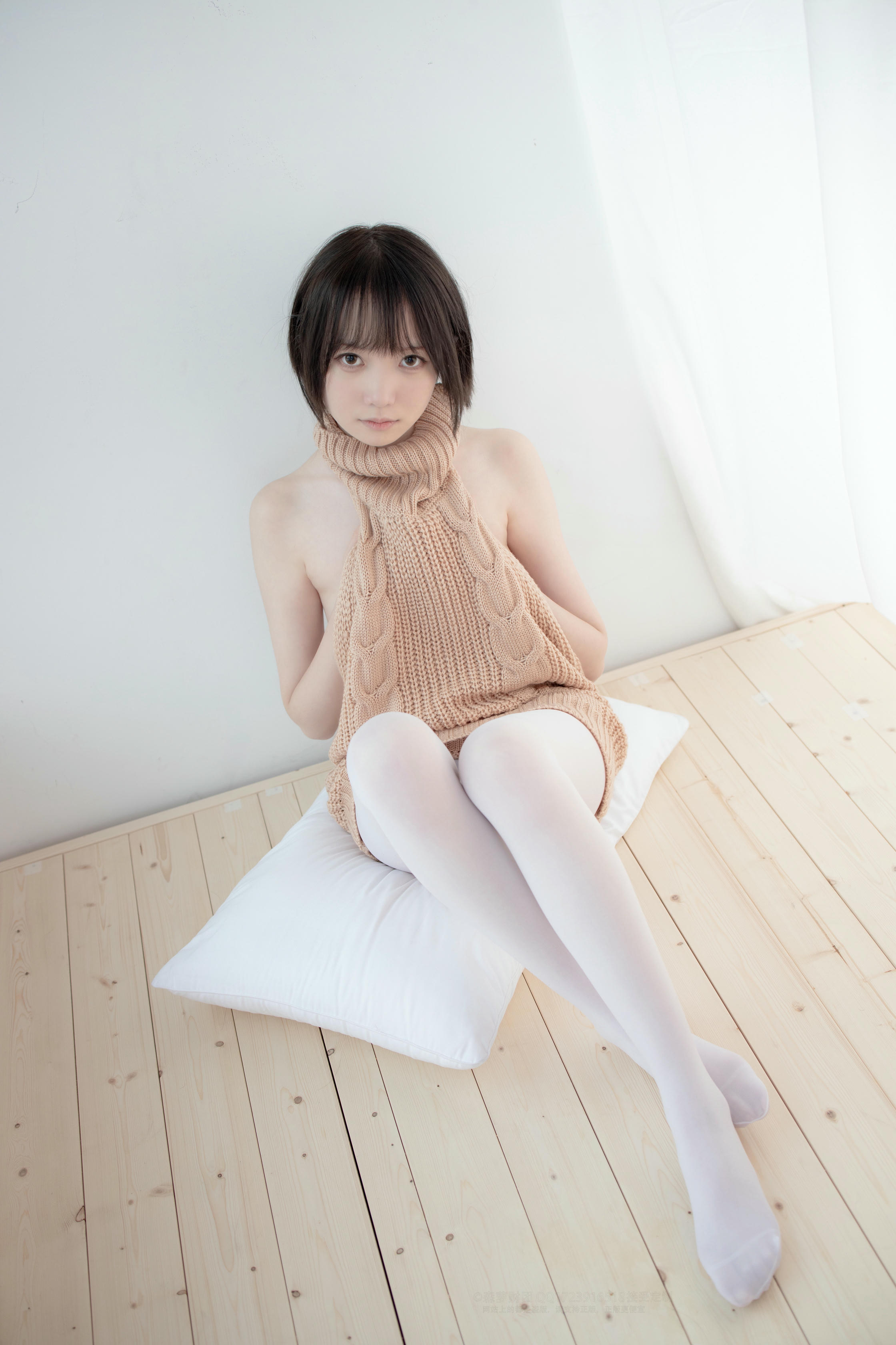 森萝财团 LOVEPLUS-004 露背毛衣80D白丝 [97P1V-2.40GB]_第4集