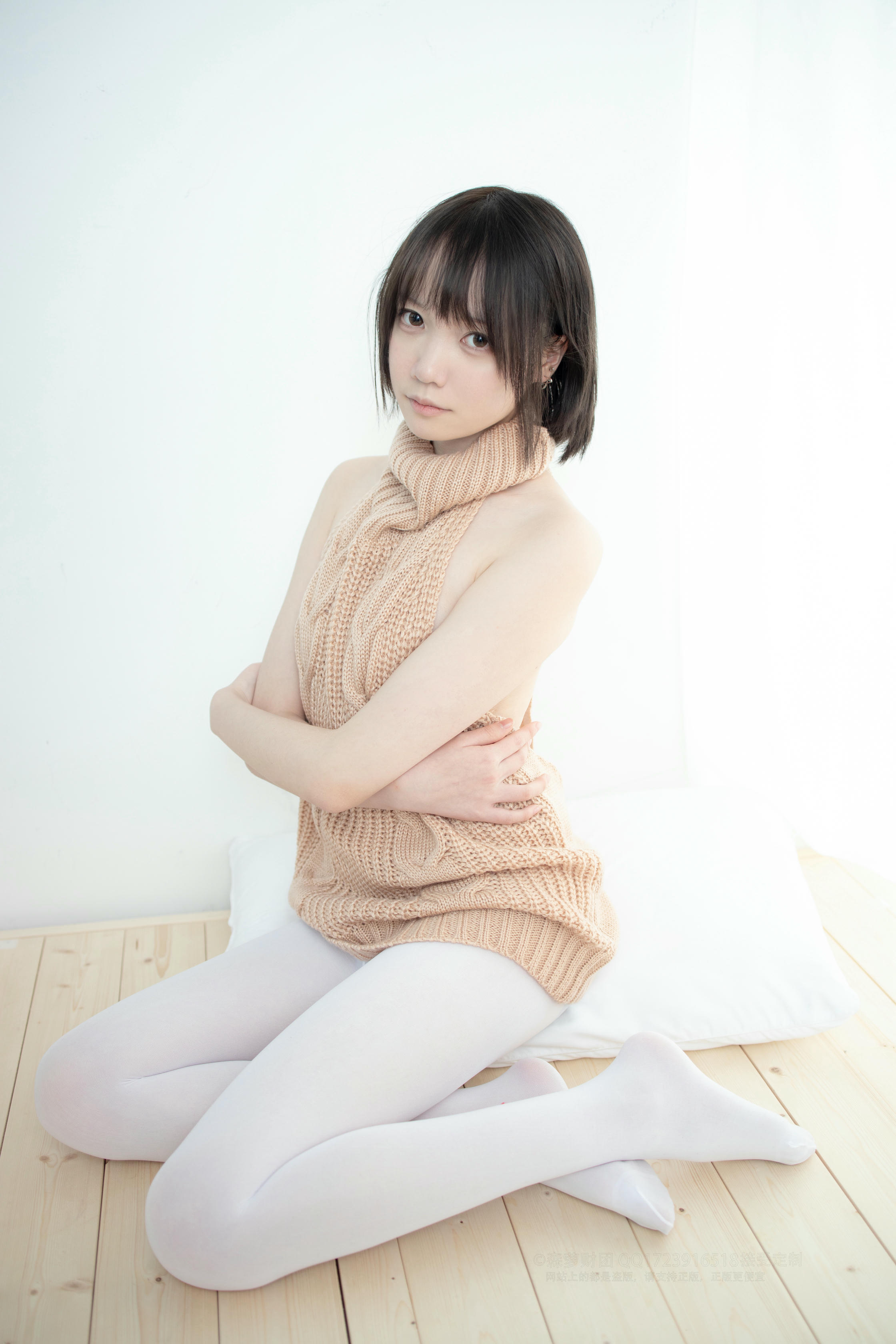 森萝财团 LOVEPLUS-004 露背毛衣80D白丝 [97P1V-2.40GB]_第4集