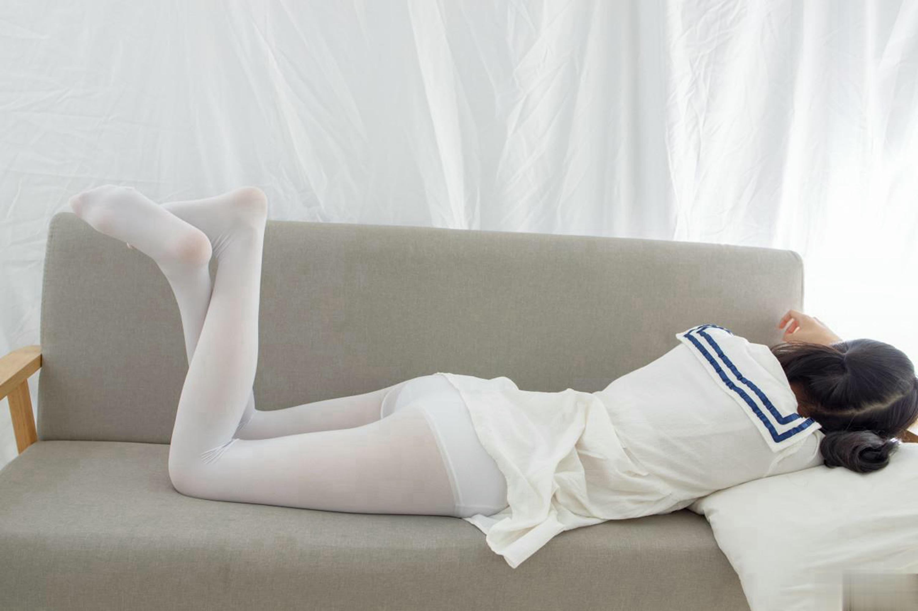 森萝财团 NO.339 内部-002 小香 [122P-601MB]_第1集