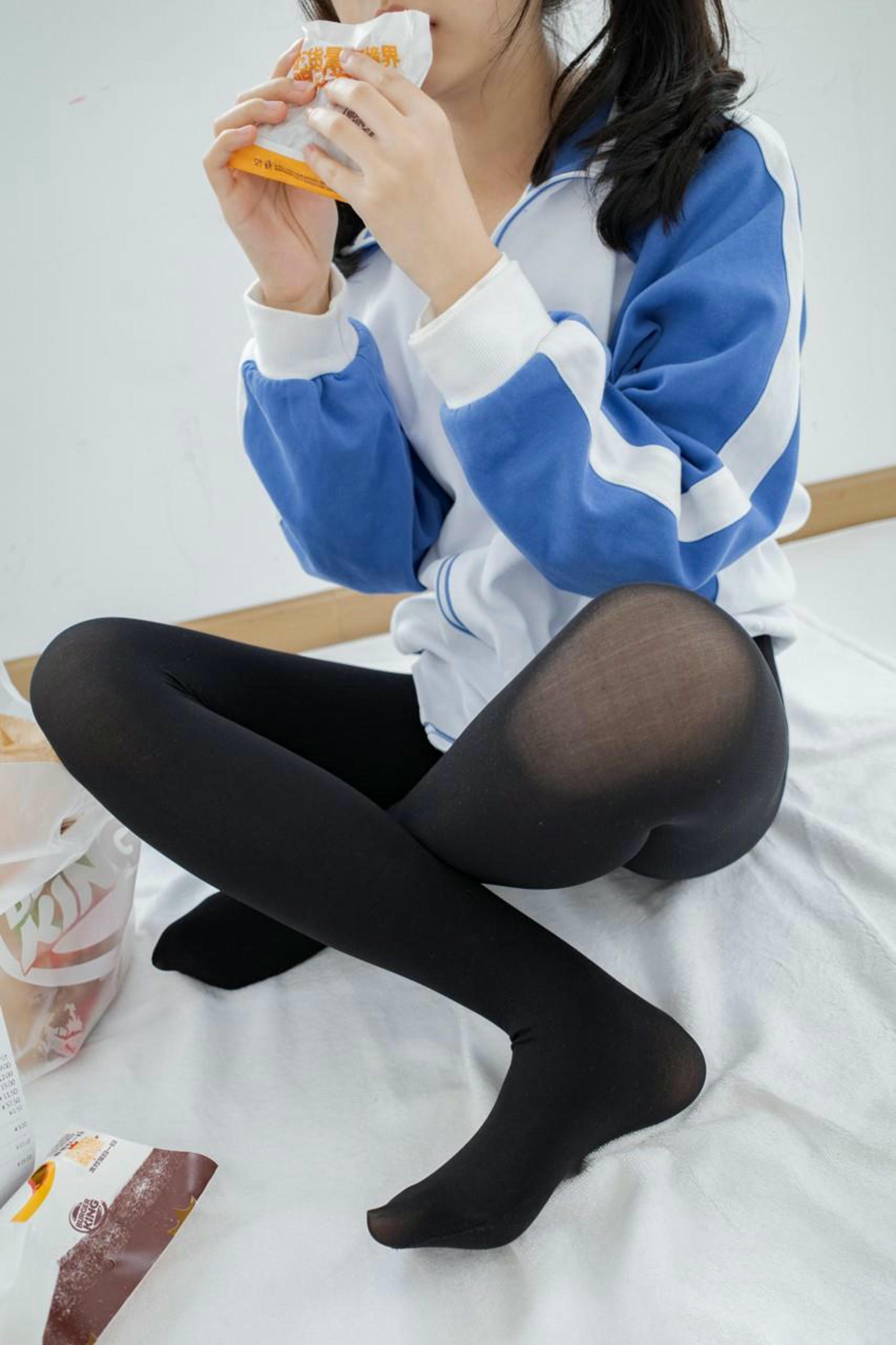 森萝财团 NO.342 内部-004 小香 黑丝 [45P-201MB]_第1集