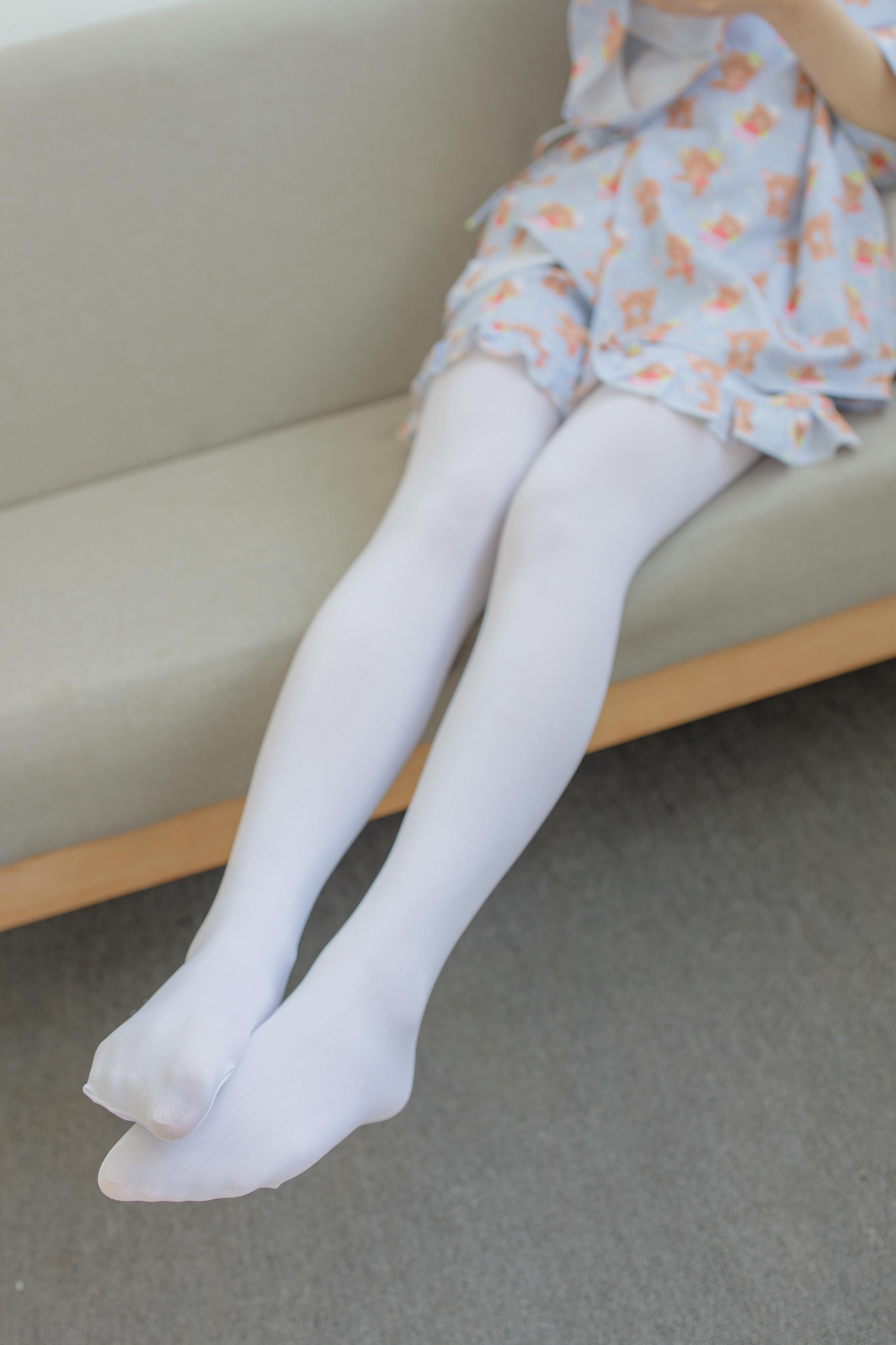 森萝财团 NO.344 内部-006 沙发上诱人的白丝美少女 [113P1V3.61G]_第6集