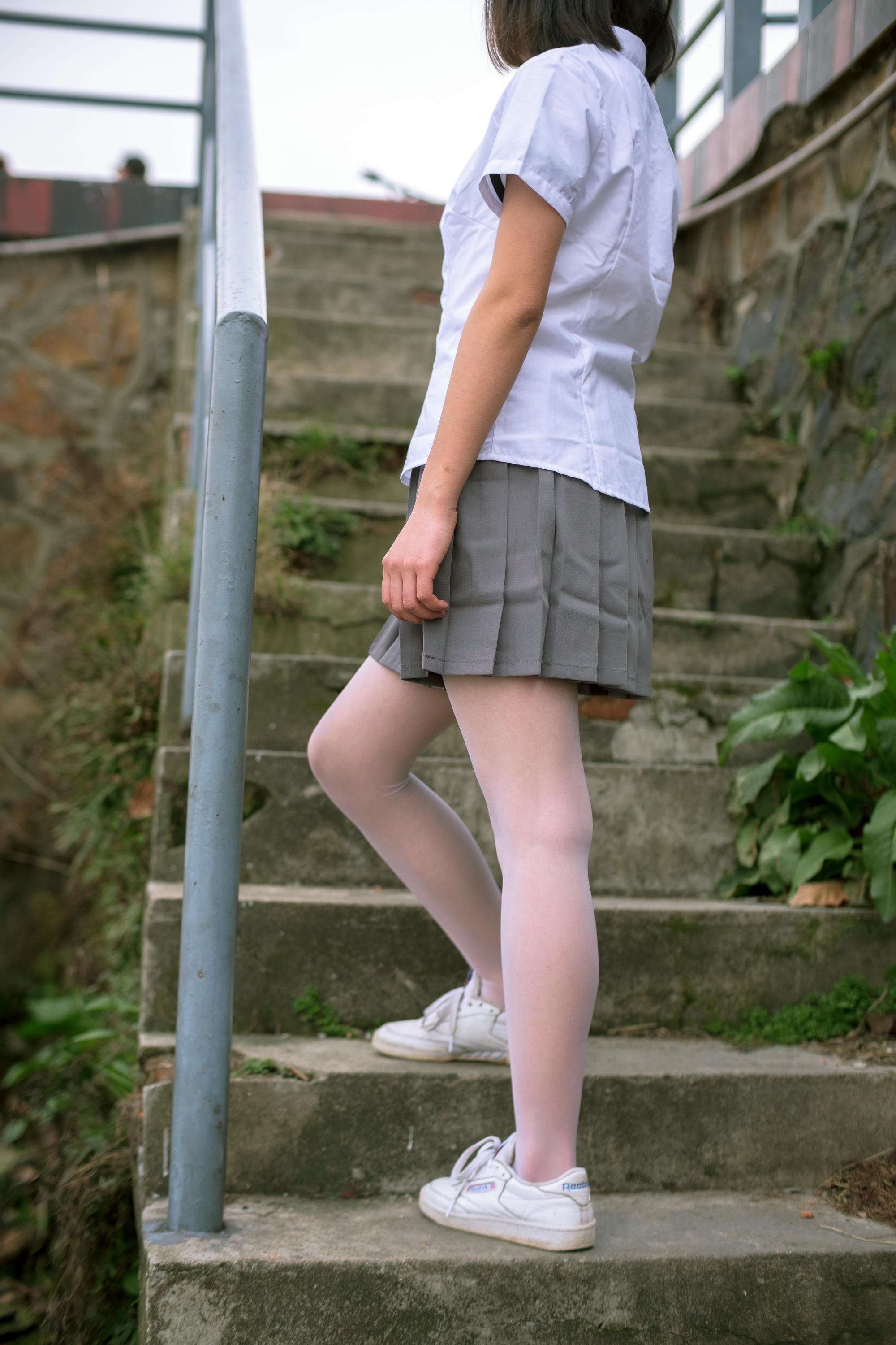 森萝财团 BETA-014 学生妹的外拍写真 [85P-946MB]_第1集