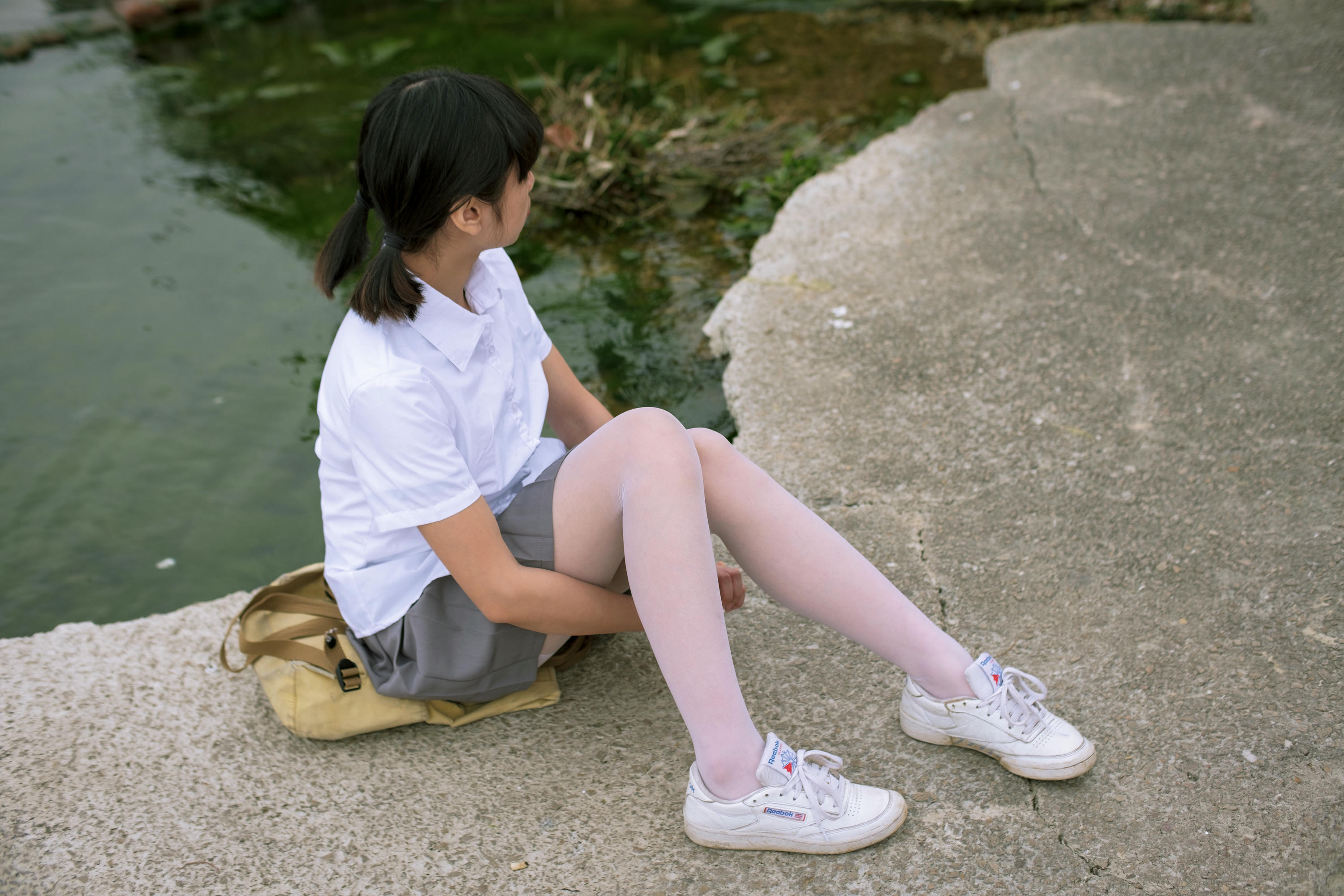 森萝财团 BETA-014 学生妹的外拍写真 [85P-946MB]_第2集