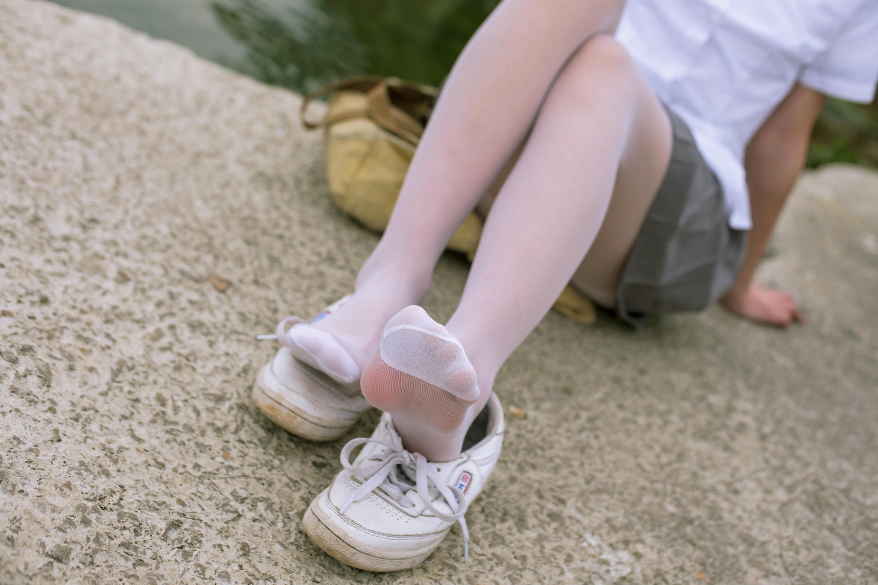 森萝财团 BETA-014 学生妹的外拍写真 [85P-946MB]_第3集