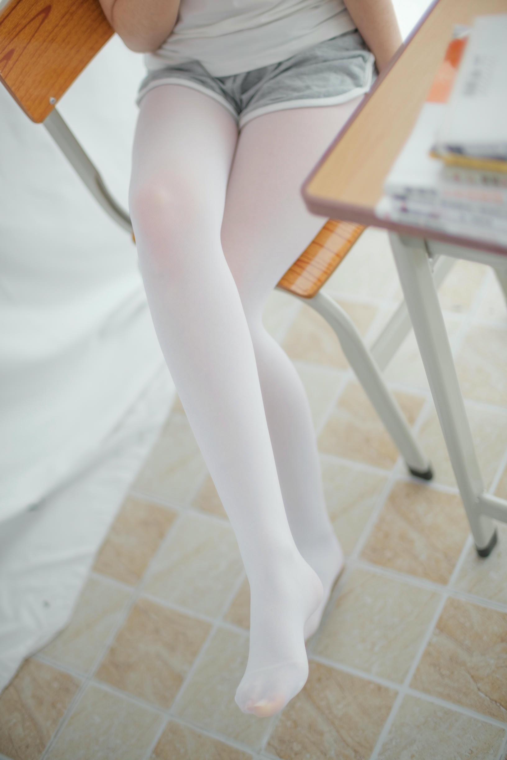 森萝财团 R15-005 JK白丝诱惑 [85P-435MB]_第1集