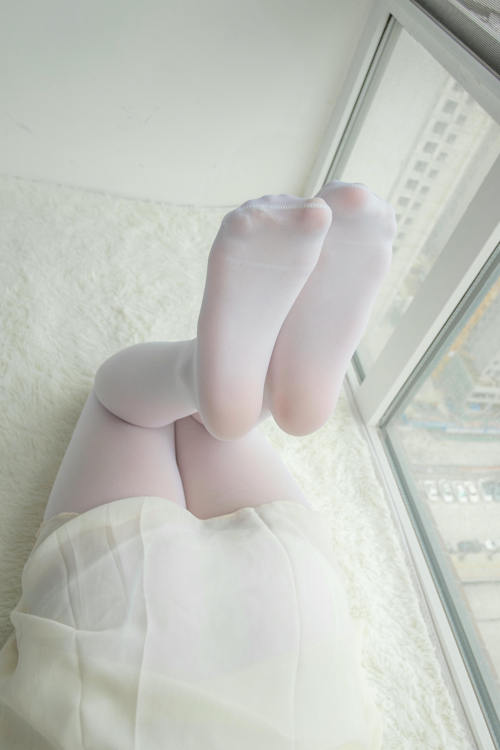 森萝财团 R15-007 窗台上的薄纱少女 [83P-520MB]_第2集