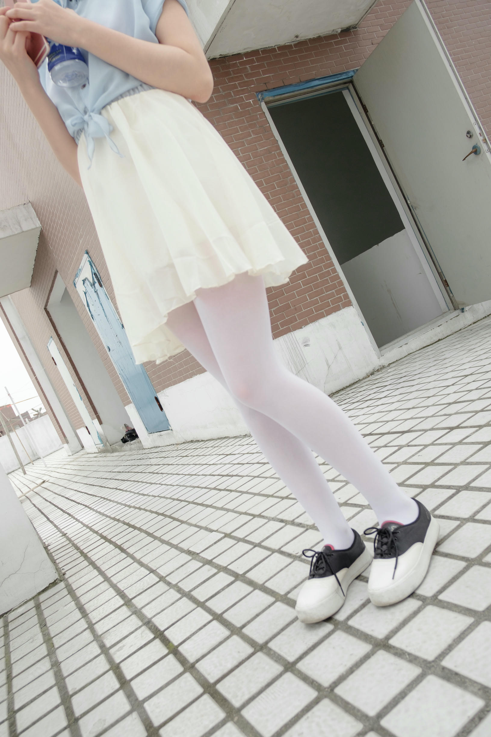 森萝财团 R15-007 窗台上的薄纱少女 [83P-520MB]_第3集