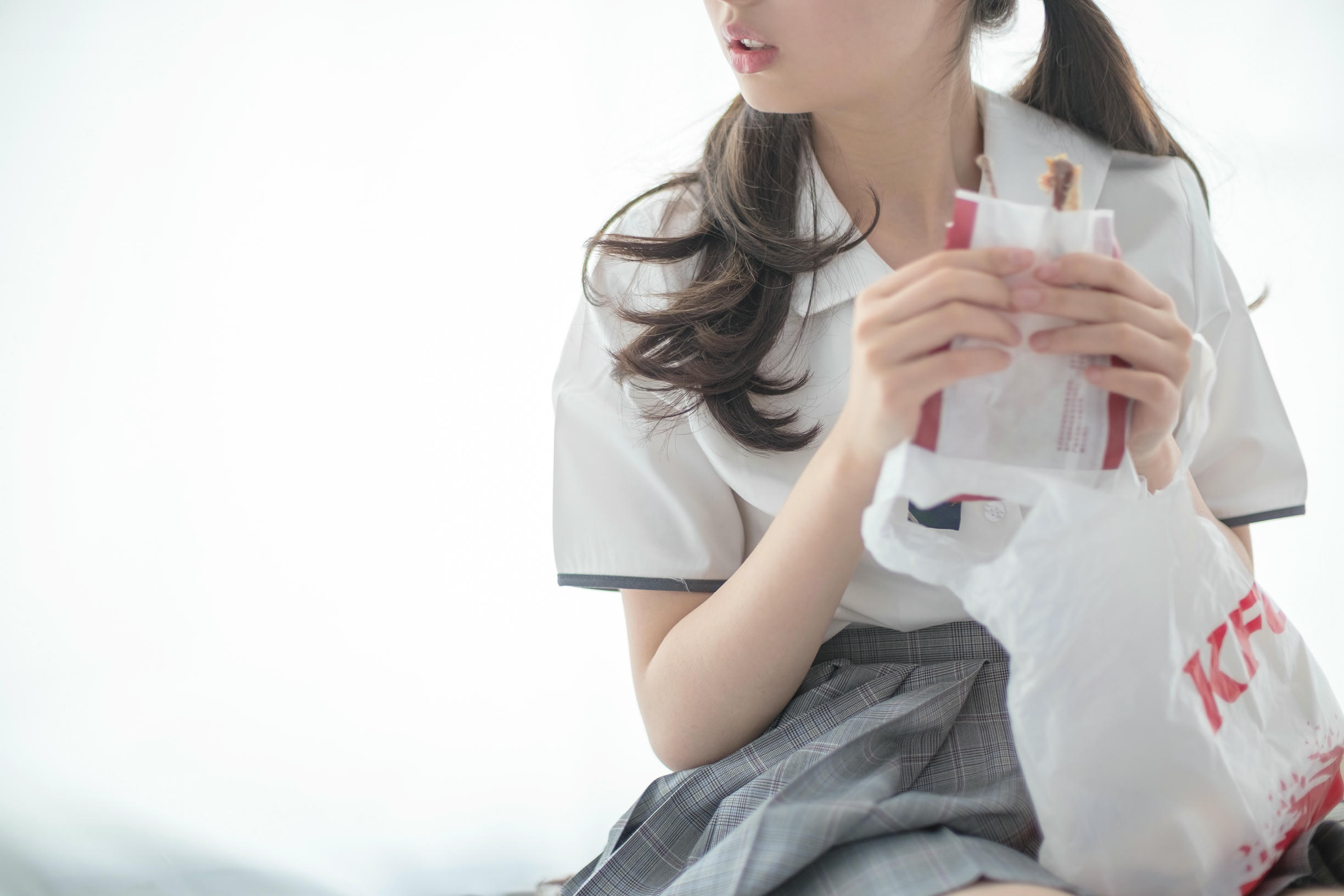 森萝财团 R15-009 床上JK白丝 [84P-402MB]_第2集