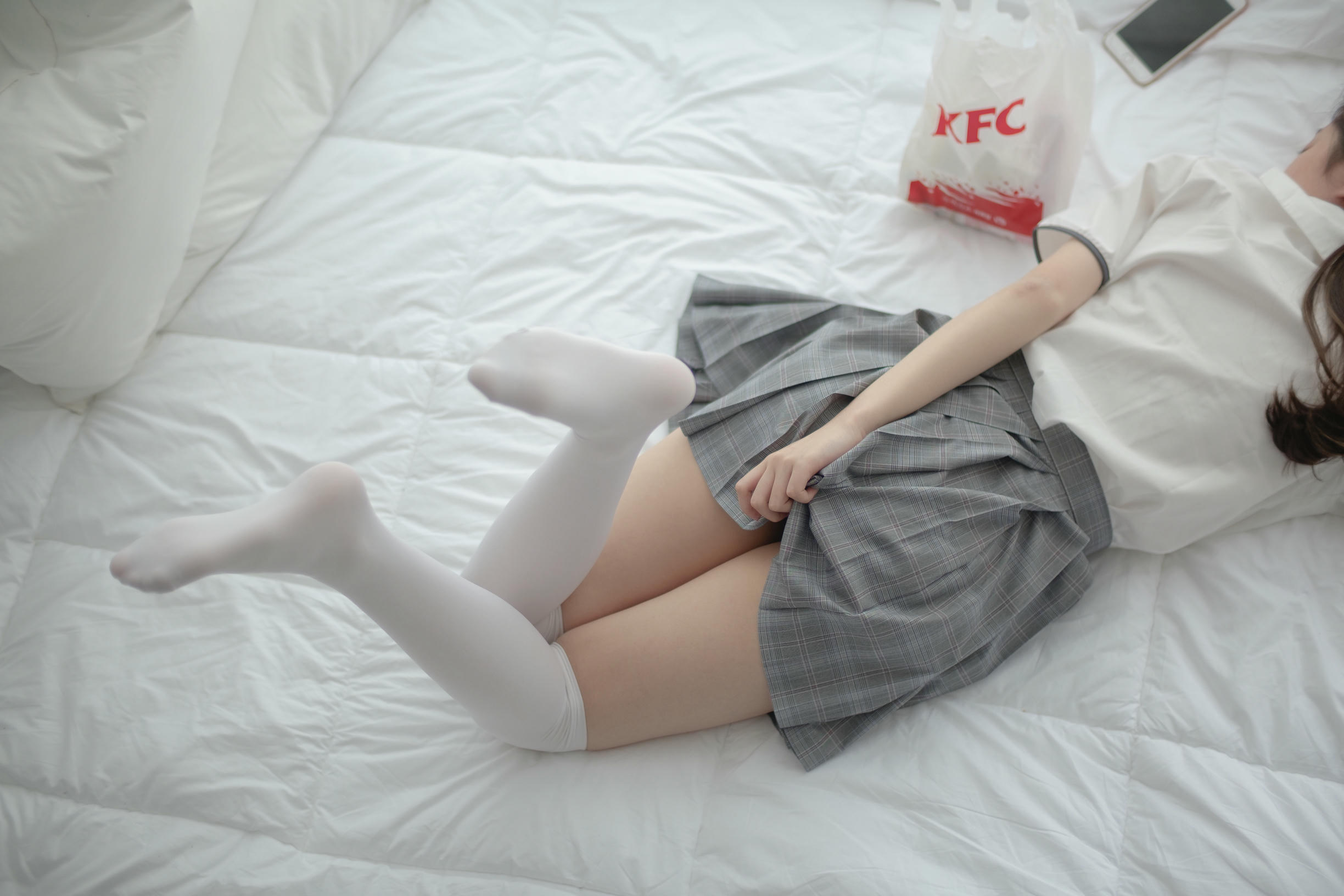 森萝财团 R15-009 床上JK白丝 [84P-402MB]_第4集