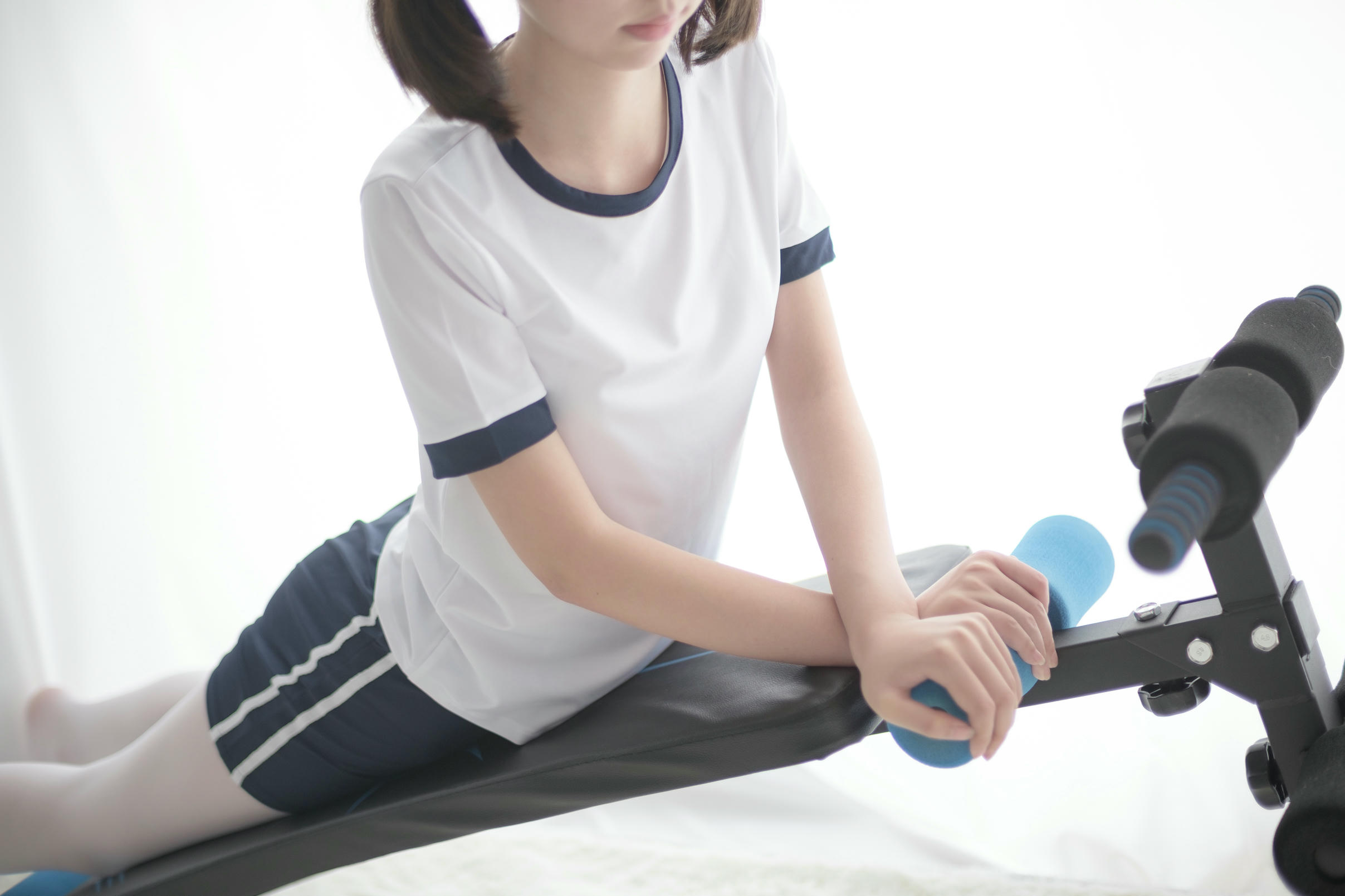 森萝财团 R15-013 白丝运动少女 [85P-418MB]_第1集