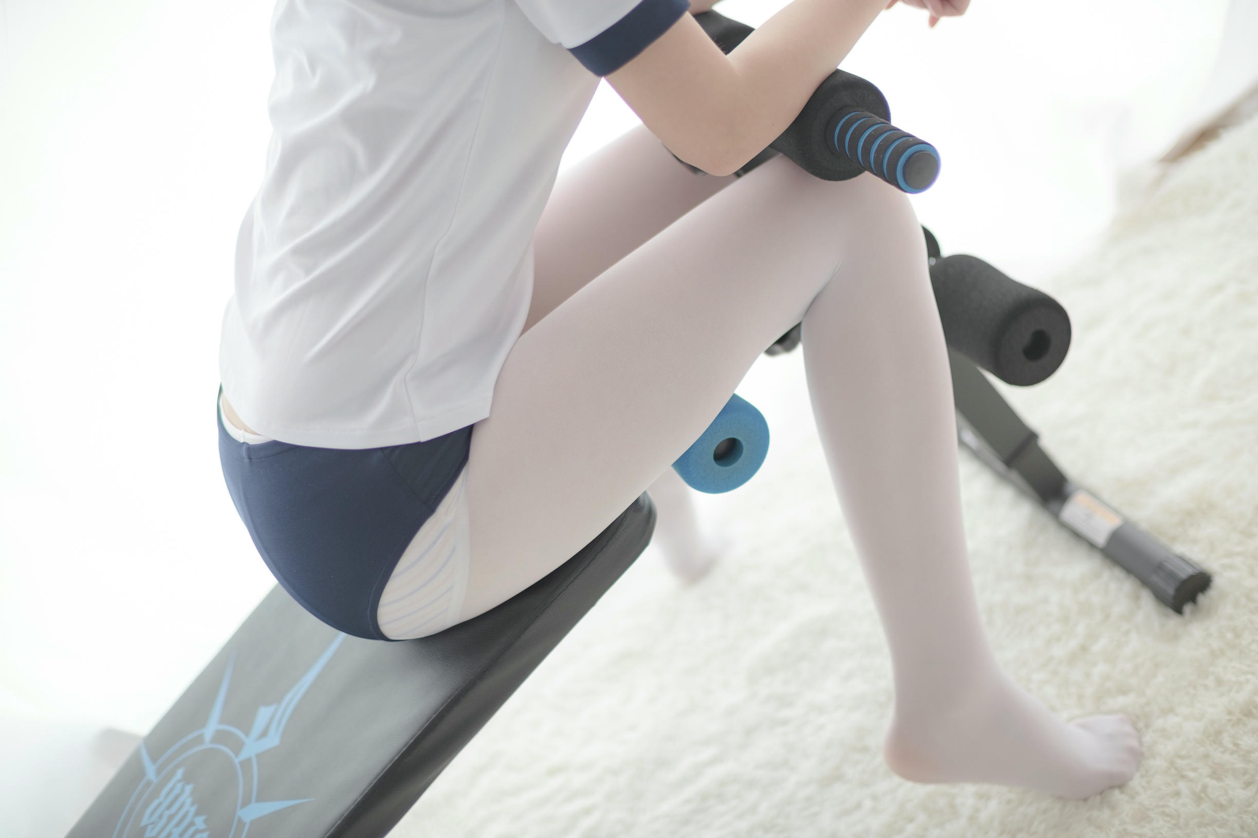 森萝财团 R15-013 白丝运动少女 [85P-418MB]_第4集