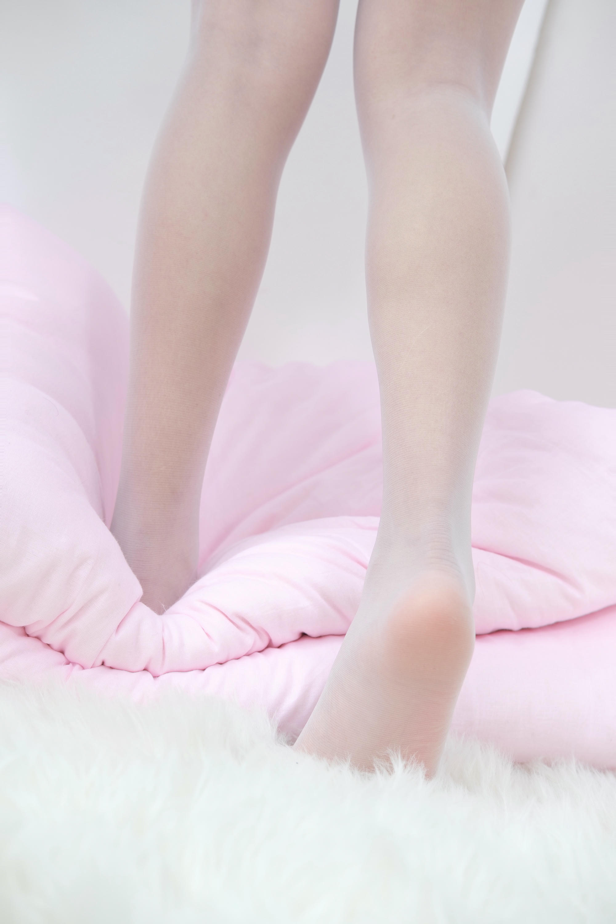 森萝财团 BETA-016 白丝美足少女 [105P-864MB]_第3集