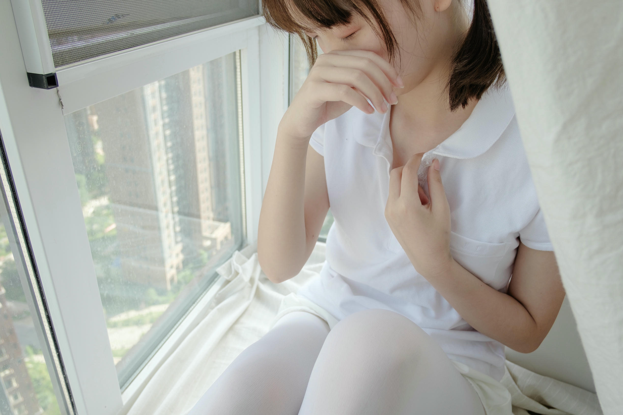 森萝财团 R15-018 窗台上的白丝少女 [86P-486MB]_第3集
