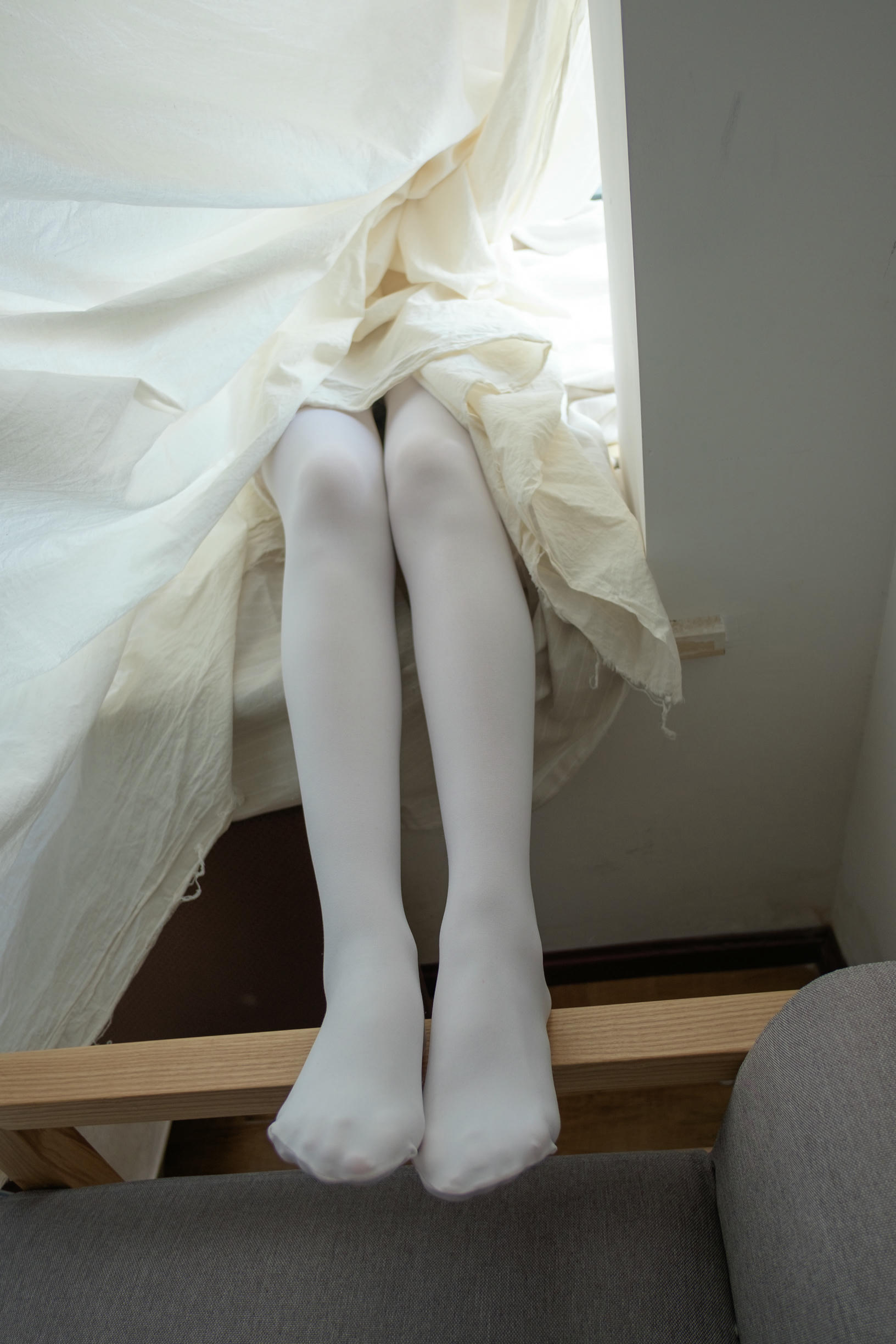 森萝财团 R15-018 窗台上的白丝少女 [86P-486MB]_第4集