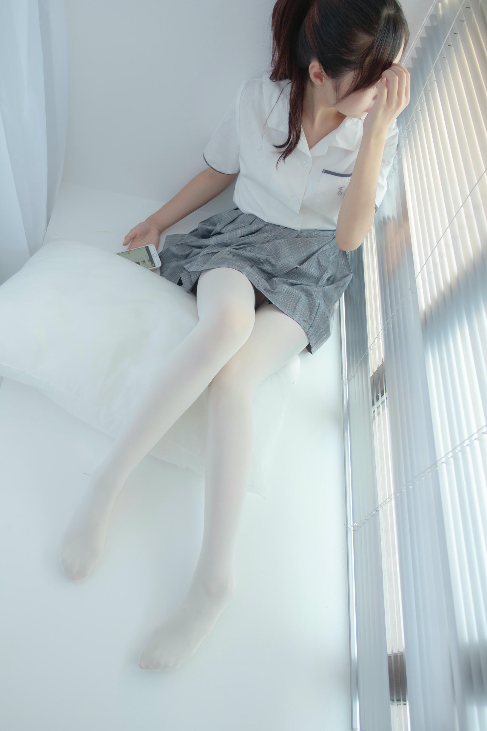 森萝财团 R15-028 吹弹可破 [96P-457MB]_第1集