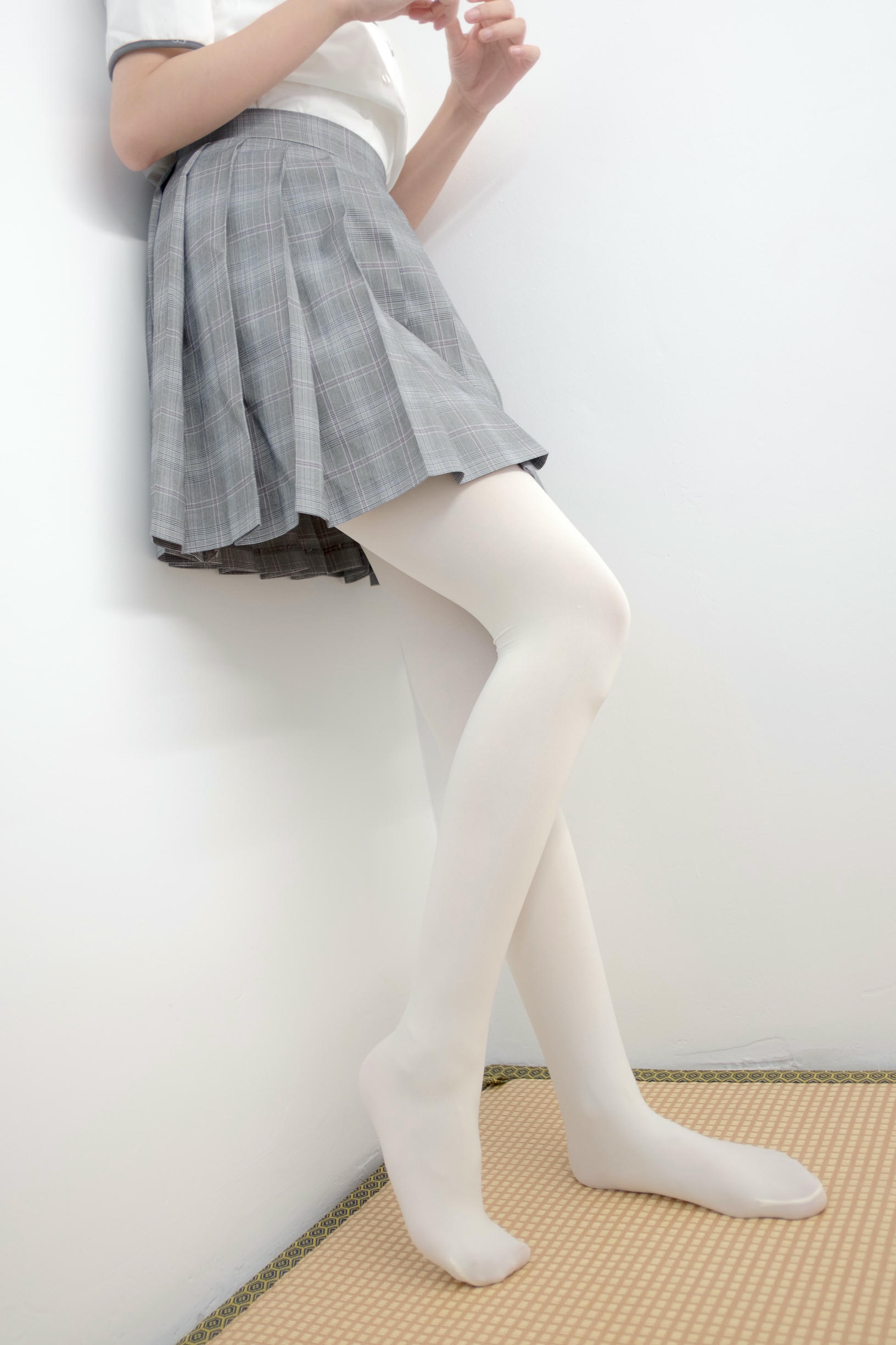 森萝财团 R15-028 吹弹可破 [96P-457MB]_第4集