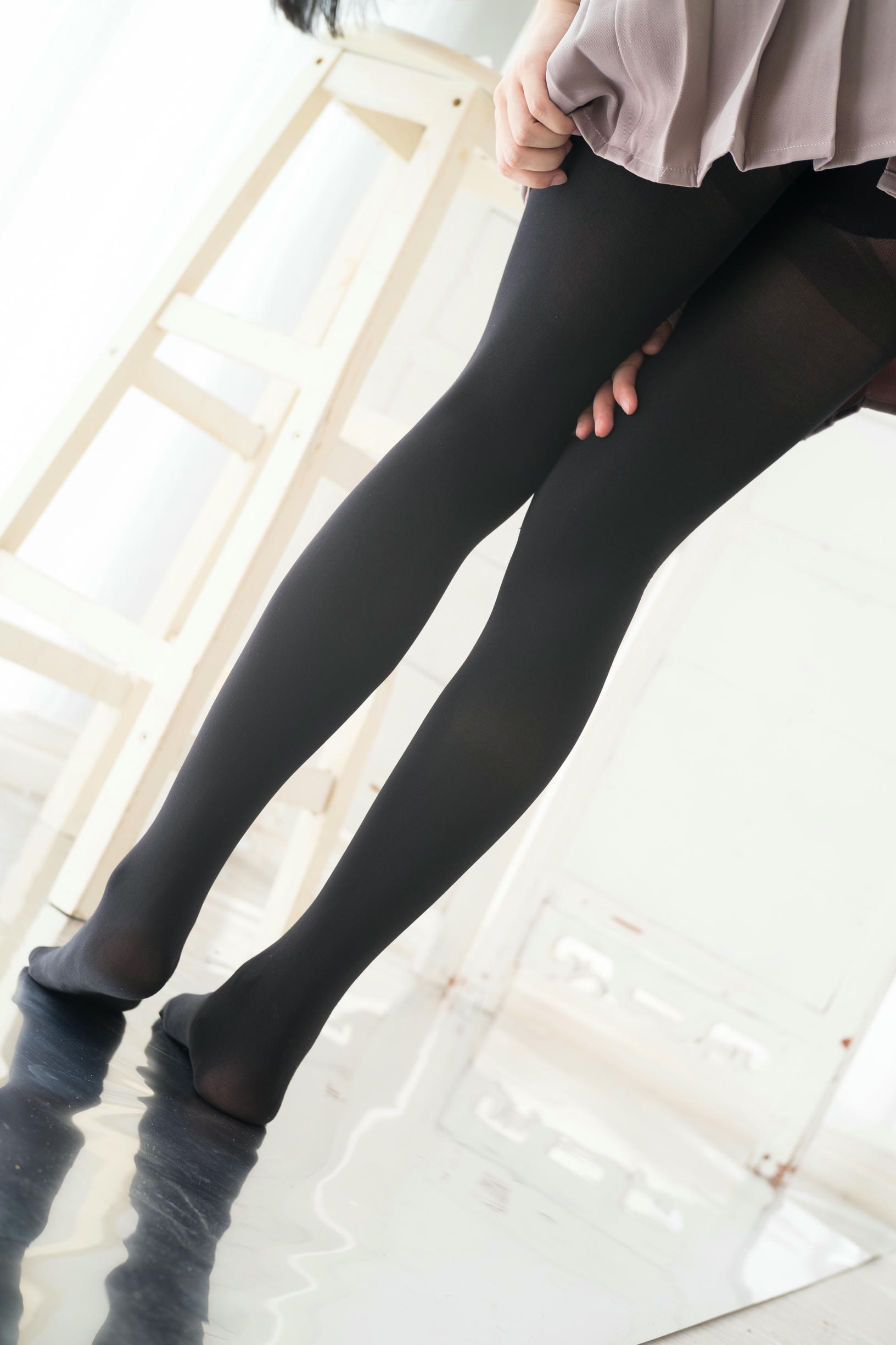 森萝财团 R15-029 慢慢脱下你的黑丝 [78P-417MB]_第1集