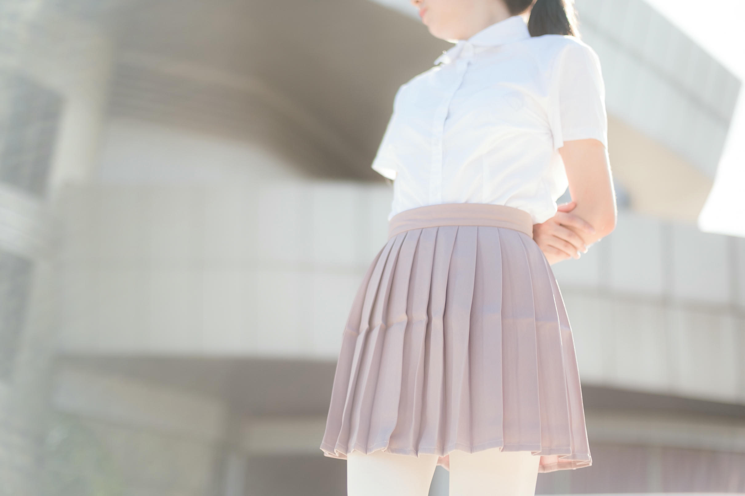 森萝财团 R15-030 操场上的白丝 [67P-416MB]_第1集