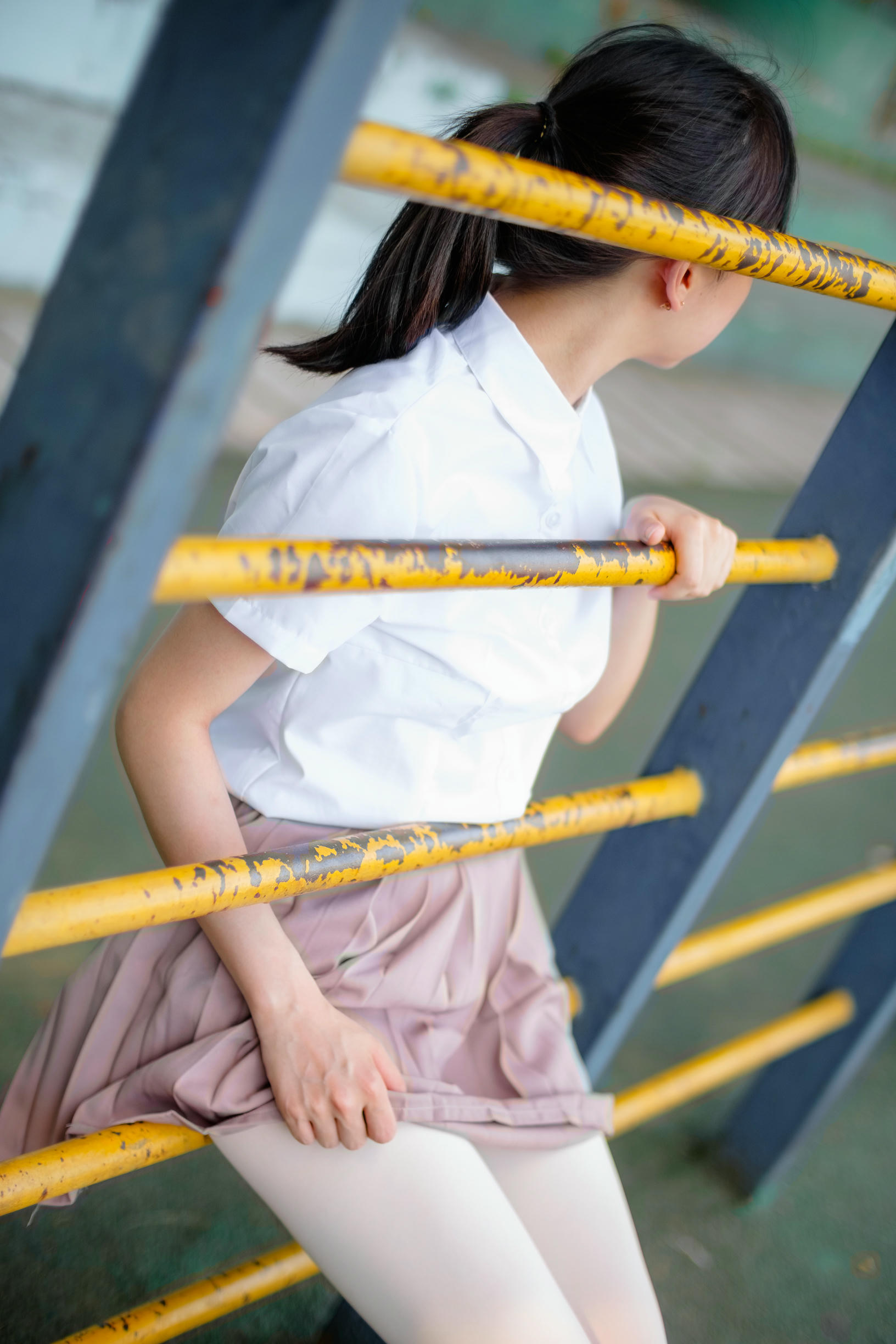 森萝财团 R15-030 操场上的白丝 [67P-416MB]_第2集