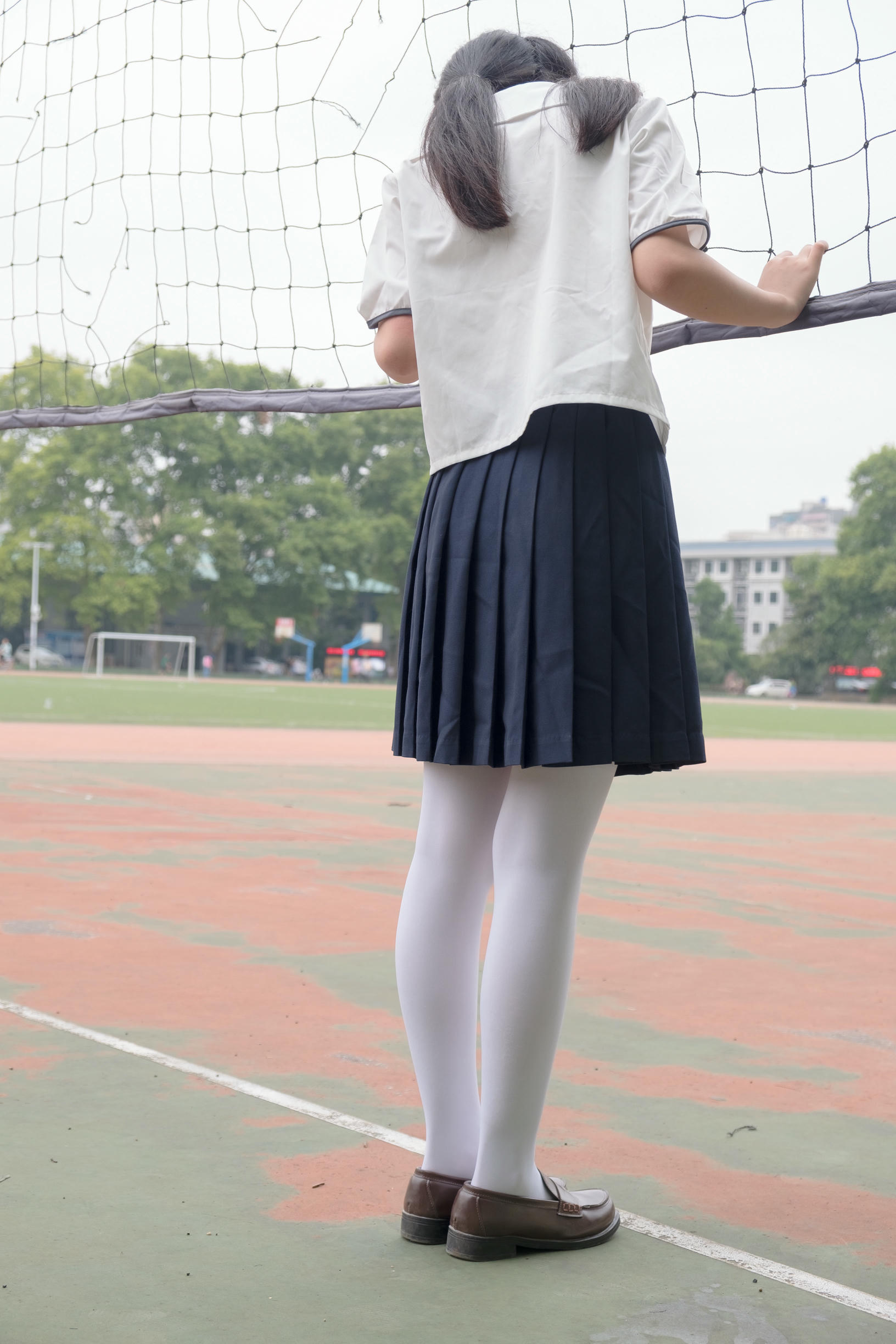 森萝财团 R15-034 户外白丝秀 [102P-696MB]_第1集