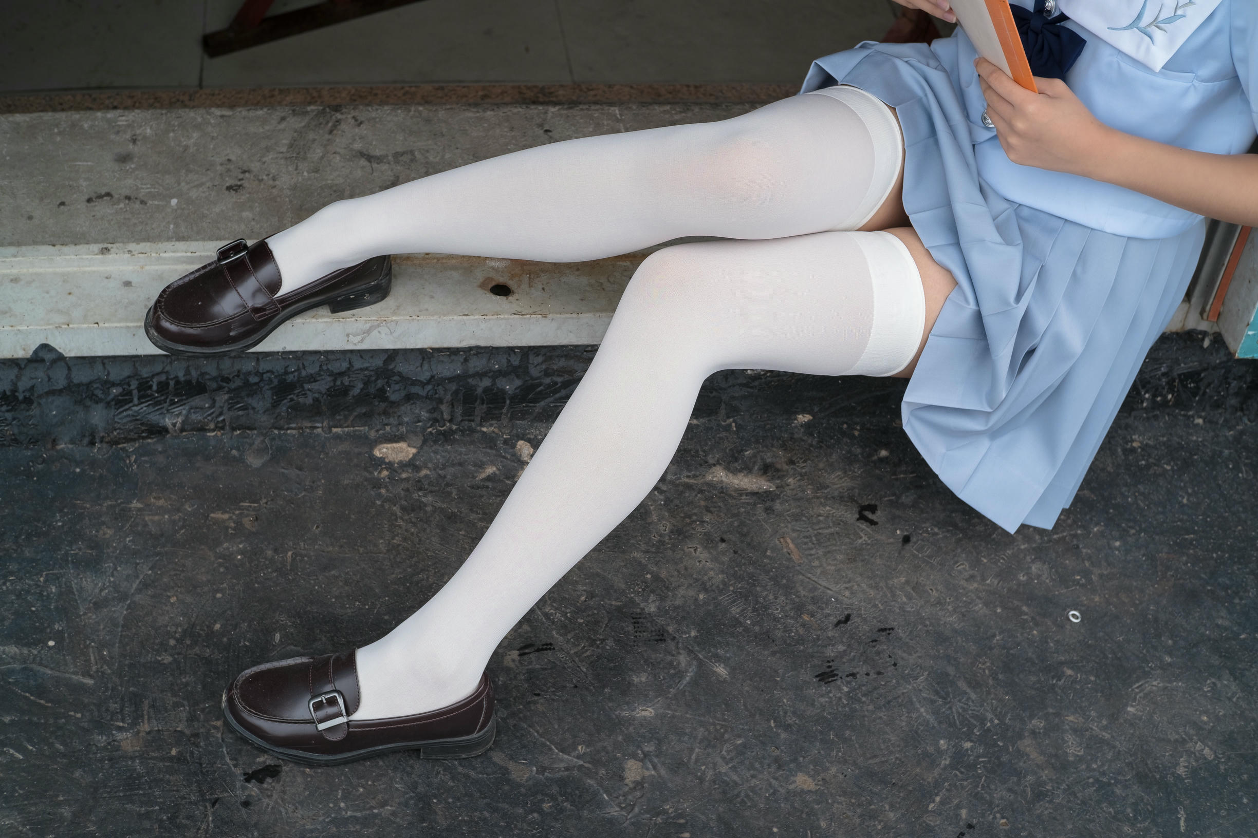 森萝财团 R15-036 白丝高考学妹 [84P-467MB]_第1集