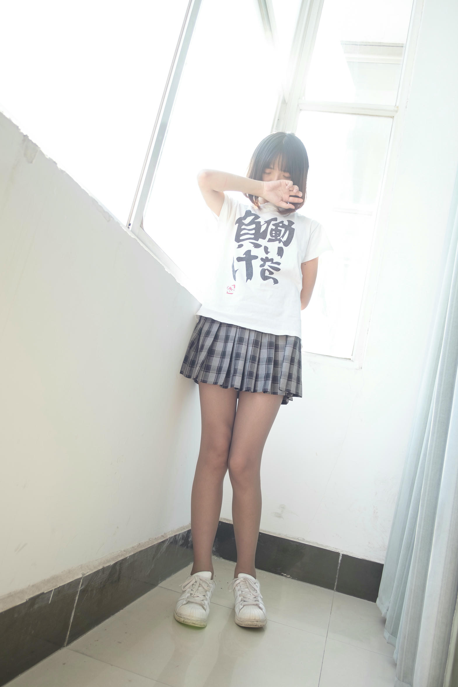森萝财团 R15-037 教室灰丝美脚 [120P-702MB]_第6集