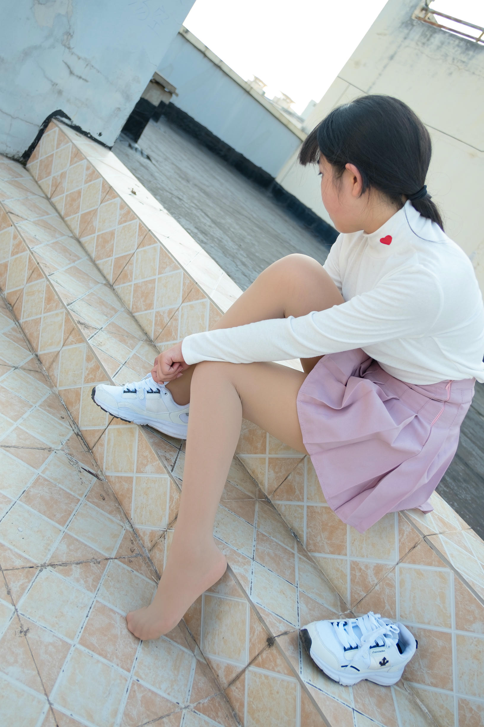 森萝财团 R15-038 肉丝大胸妹 [96P-606MB]_第3集