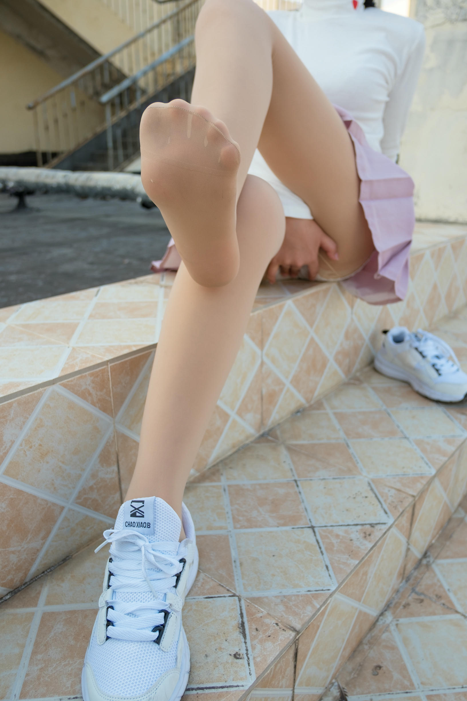森萝财团 R15-038 肉丝大胸妹 [96P-606MB]_第4集
