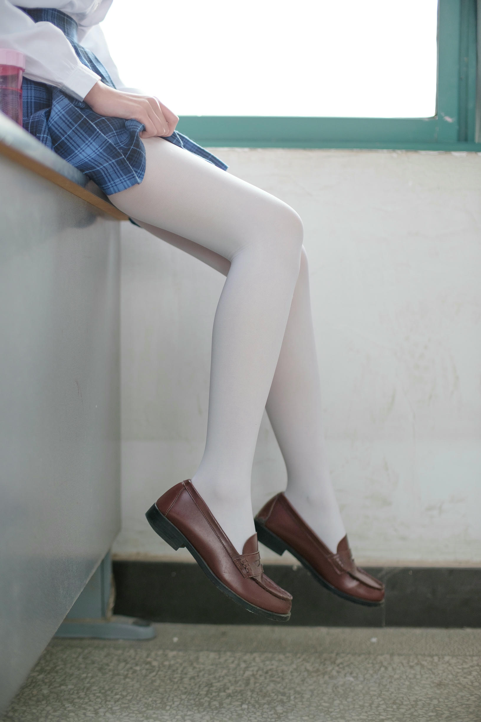 森萝财团 R15-044 白丝学妹 [94P-609MB]_第1集