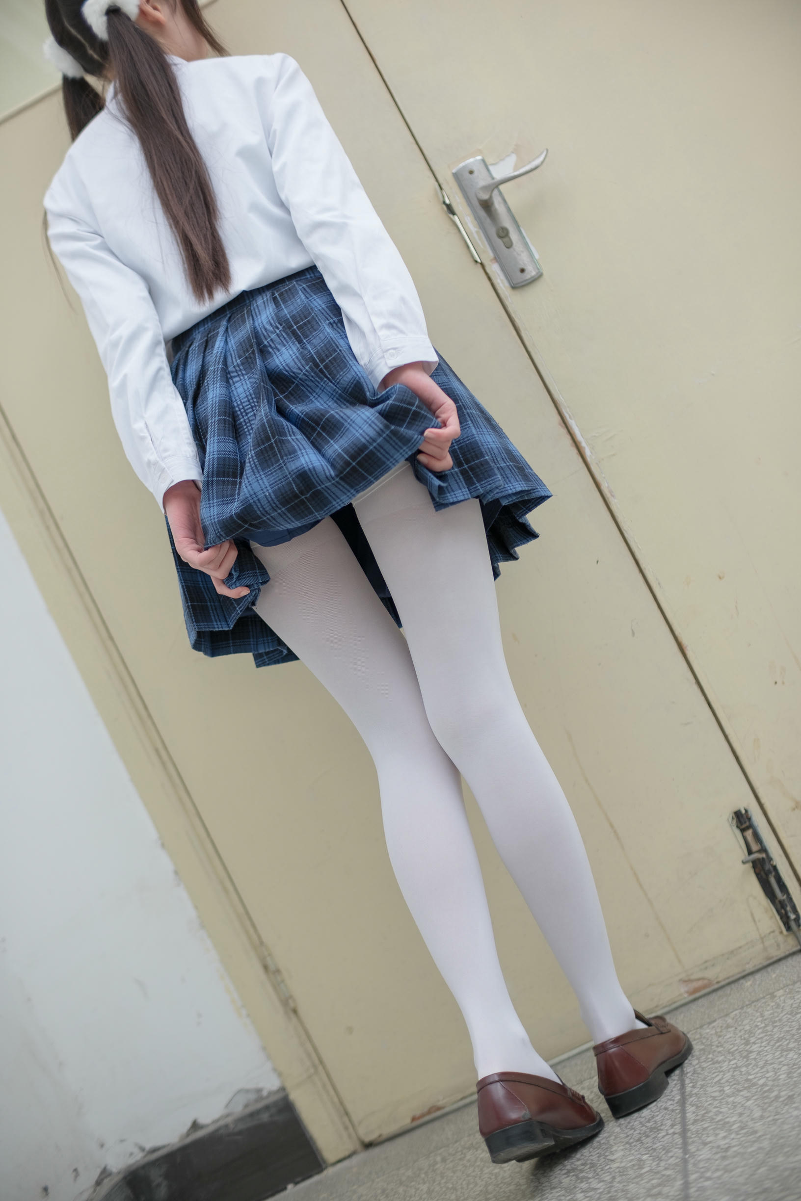 森萝财团 R15-044 白丝学妹 [94P-609MB]_第4集