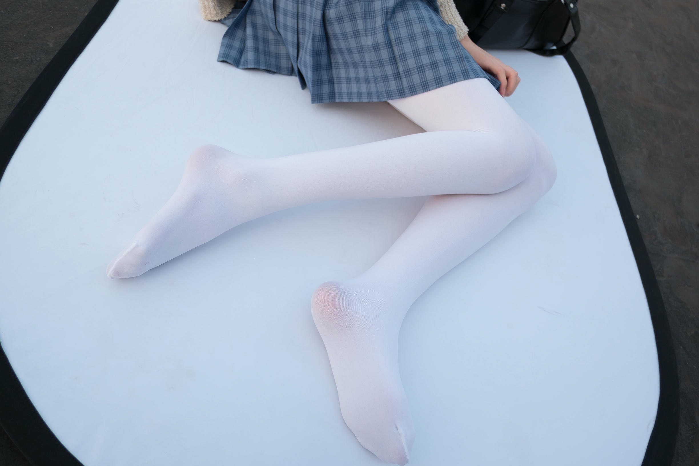 森萝财团 SSR-001 天台上的白丝 [74P-493MB]_第4集