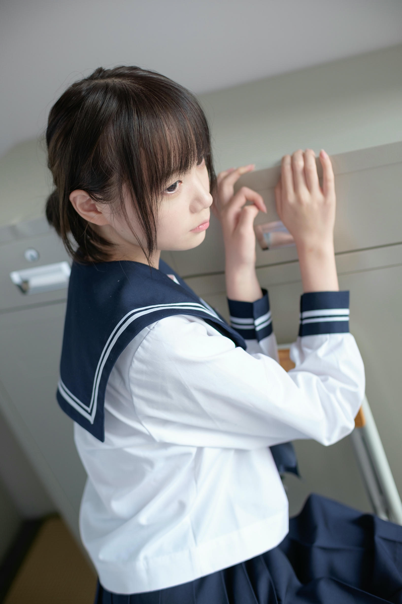 森萝财团 SSR-002 白丝水手服 [75P-453MB]_第2集