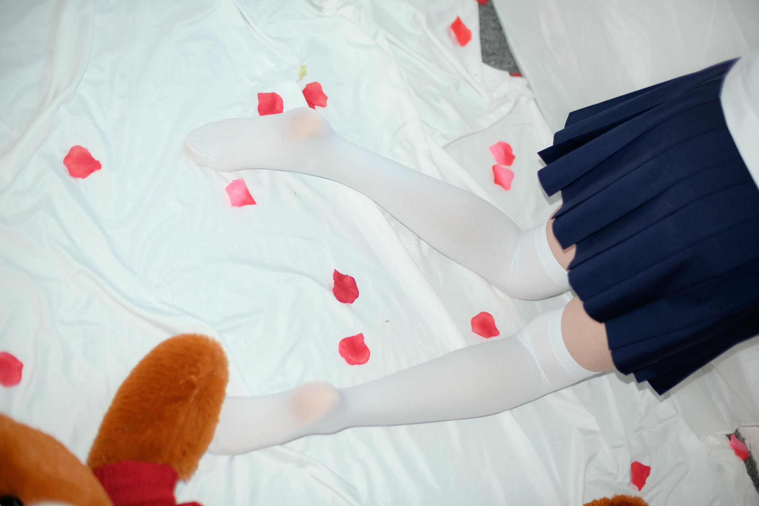森萝财团 SSR-002 白丝水手服 [75P-453MB]_第3集