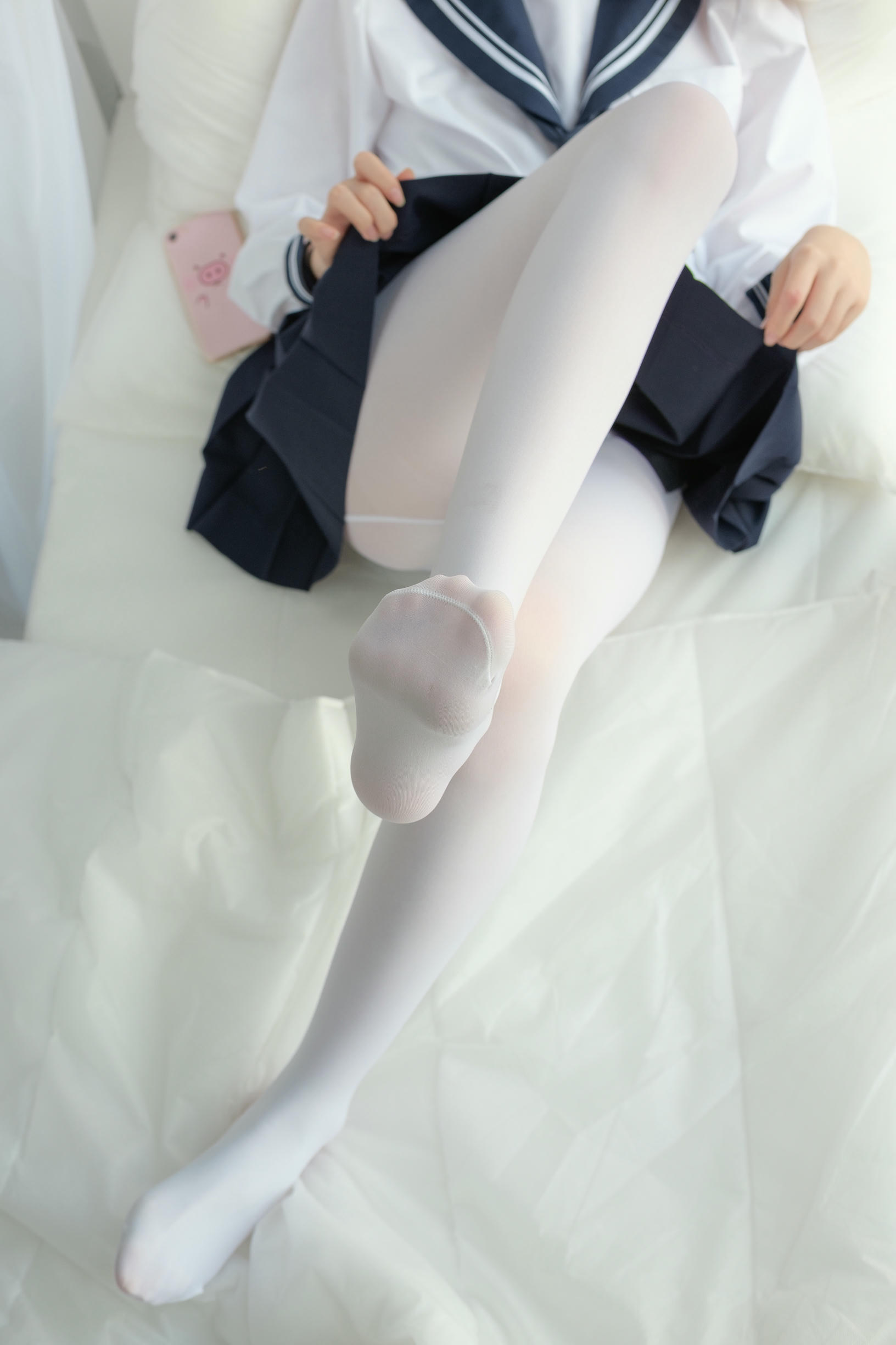 森萝财团 SSR-002 白丝水手服 [75P-453MB]_第1集
