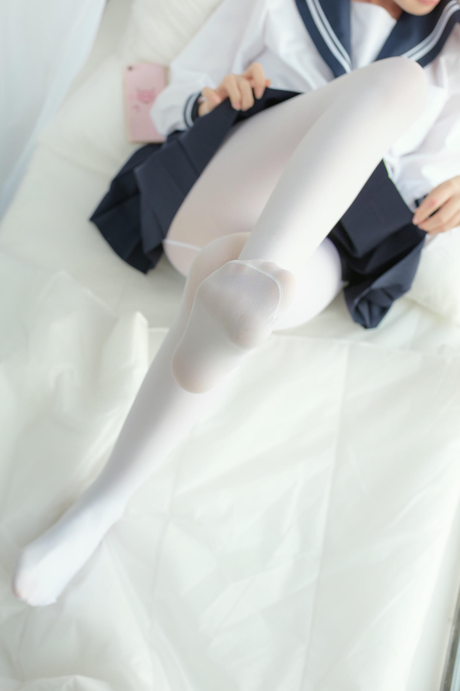森萝财团 SSR-002 白丝水手服 [75P-453MB]_第1集
