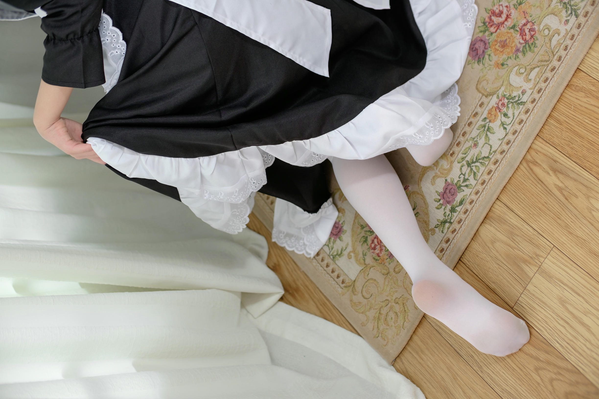 森萝财团 SSR-005 可爱的女仆 [85P-482MB]_第2集